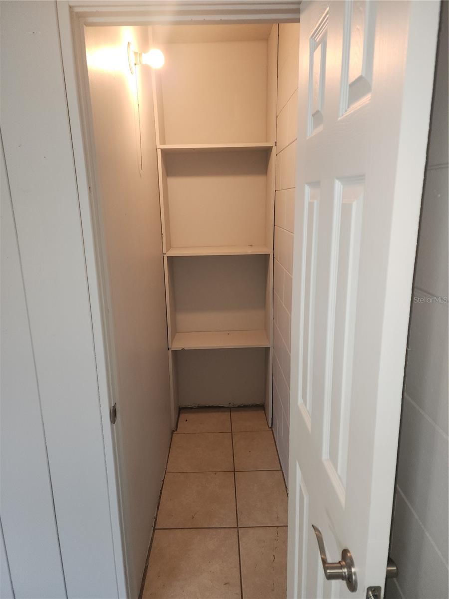 Image 12 of 17 For 1426 Disston Avenue 3