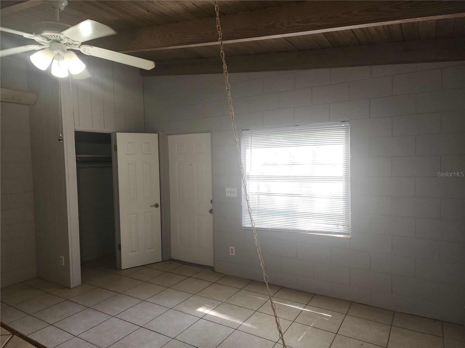 Image 8 of 17 For 1426 Disston Avenue 3