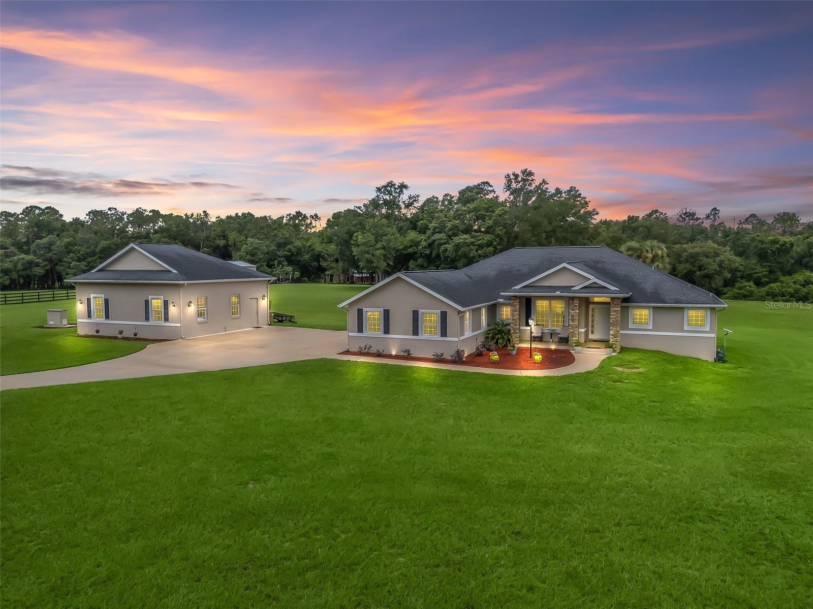 Details for 41525 Saddle Ridge Lane, WEIRSDALE, FL 32195