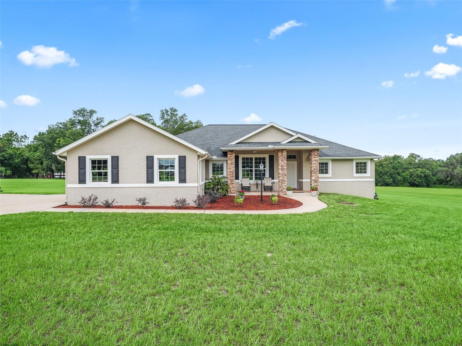 Image 11 of 73 For 41525 Saddle Ridge Lane