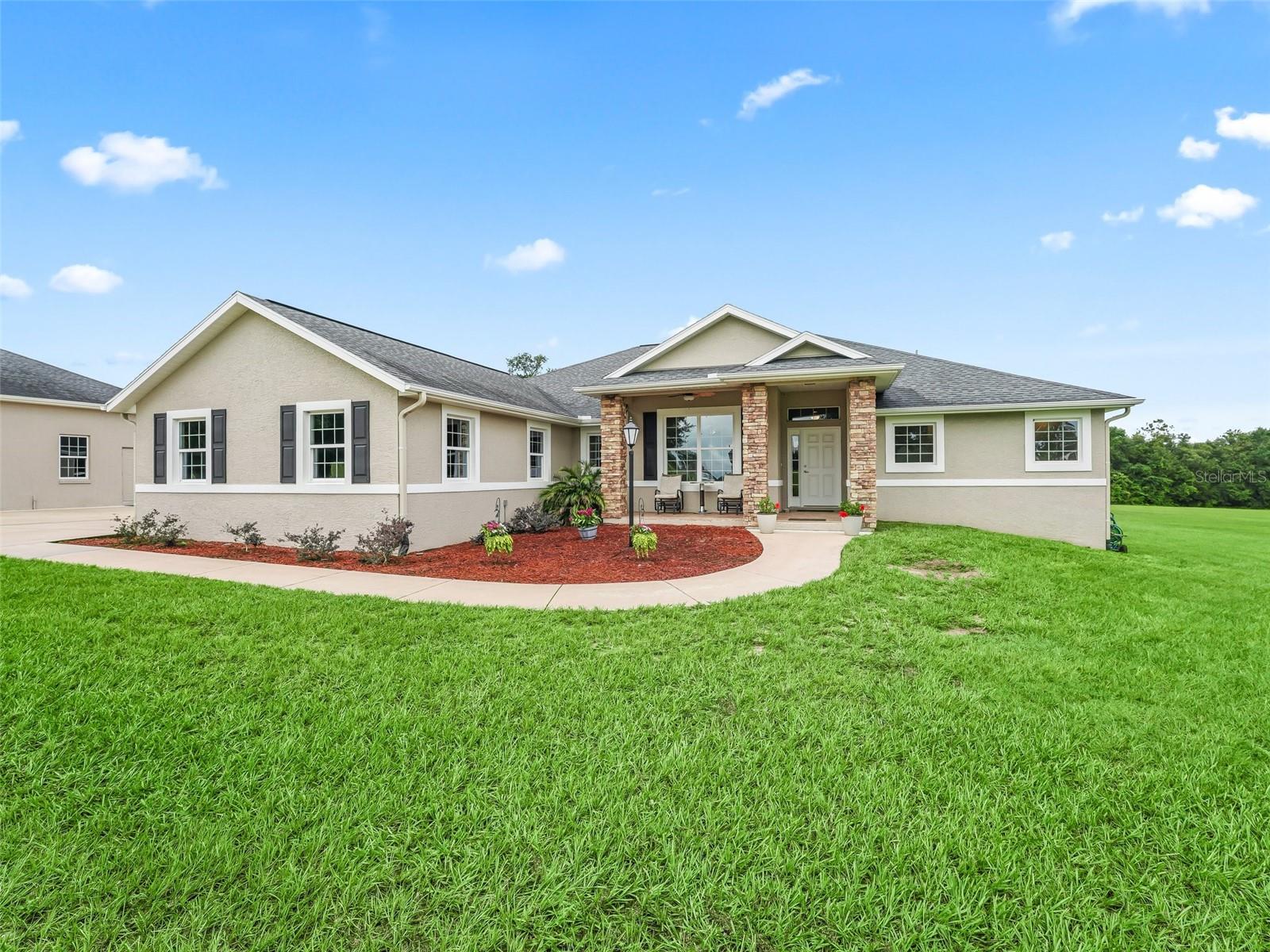 Image 12 of 73 For 41525 Saddle Ridge Lane