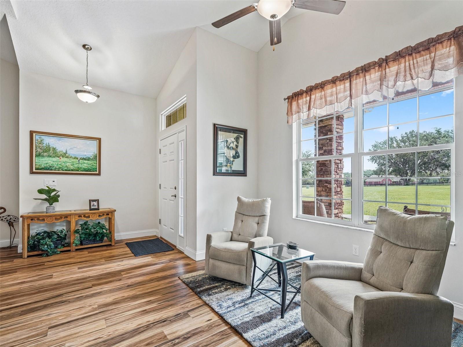 Image 17 of 73 For 41525 Saddle Ridge Lane