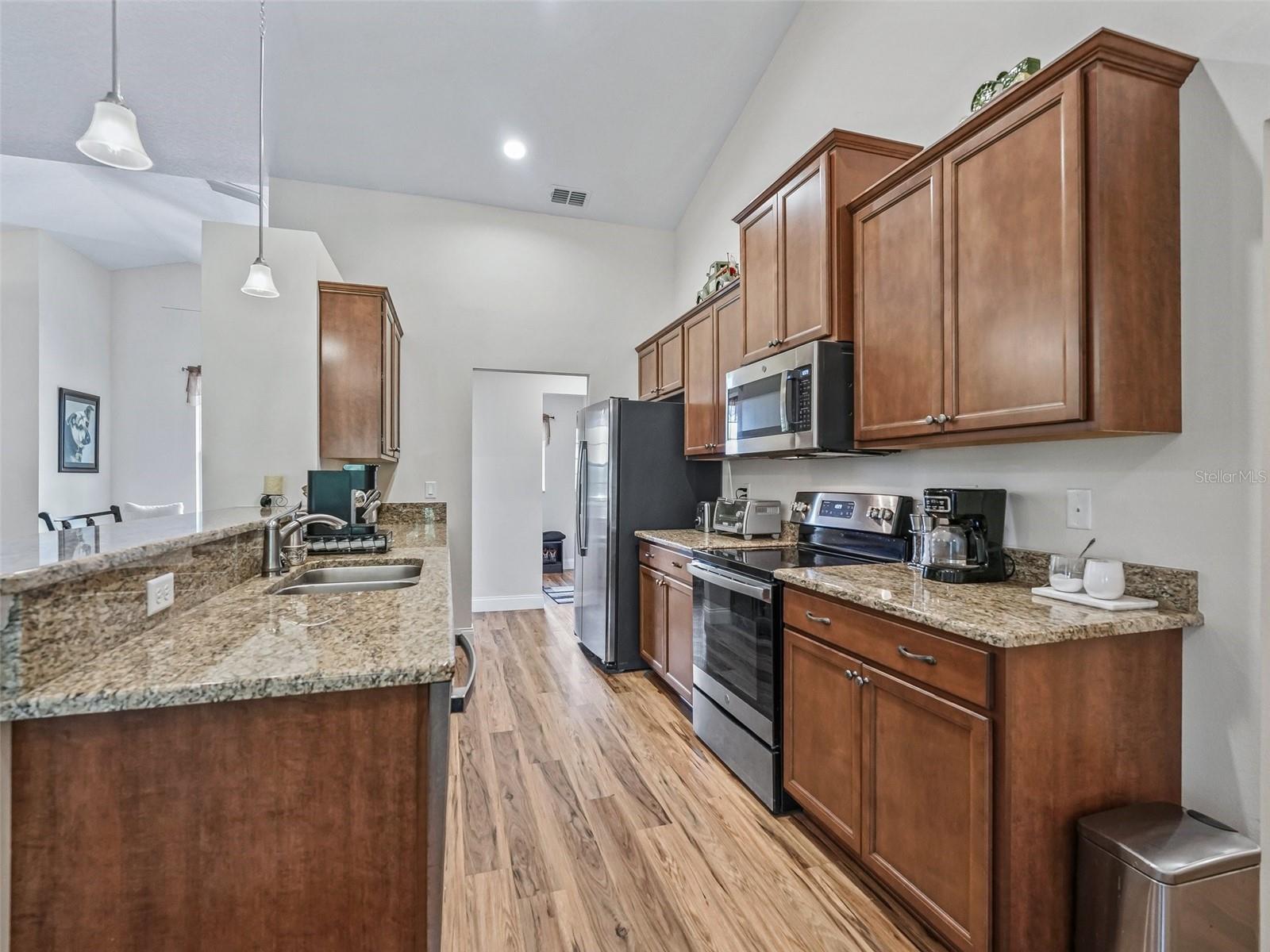 Image 24 of 73 For 41525 Saddle Ridge Lane