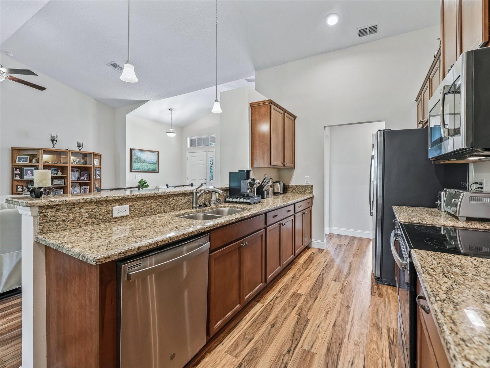 Image 25 of 73 For 41525 Saddle Ridge Lane