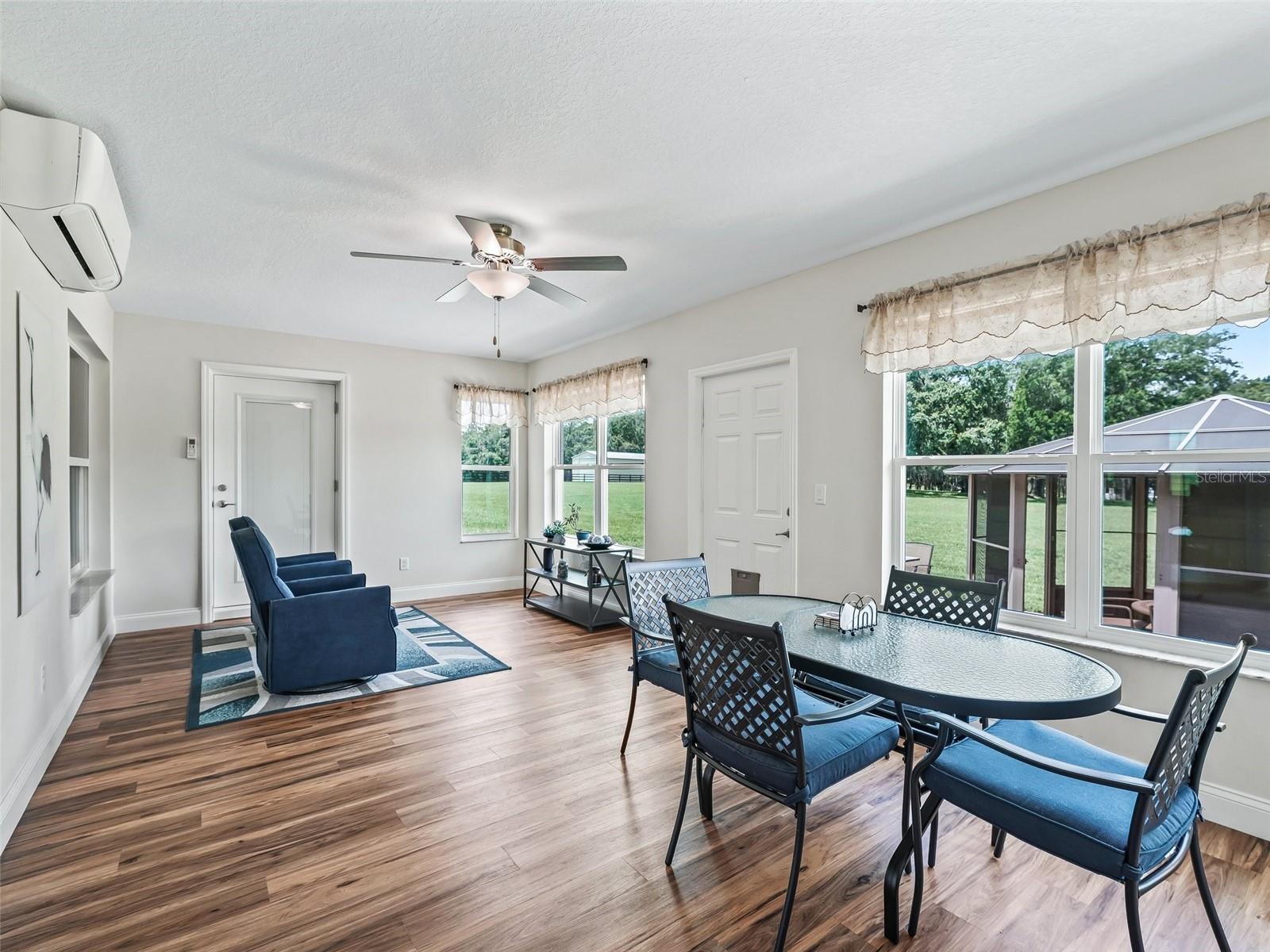 Image 28 of 73 For 41525 Saddle Ridge Lane