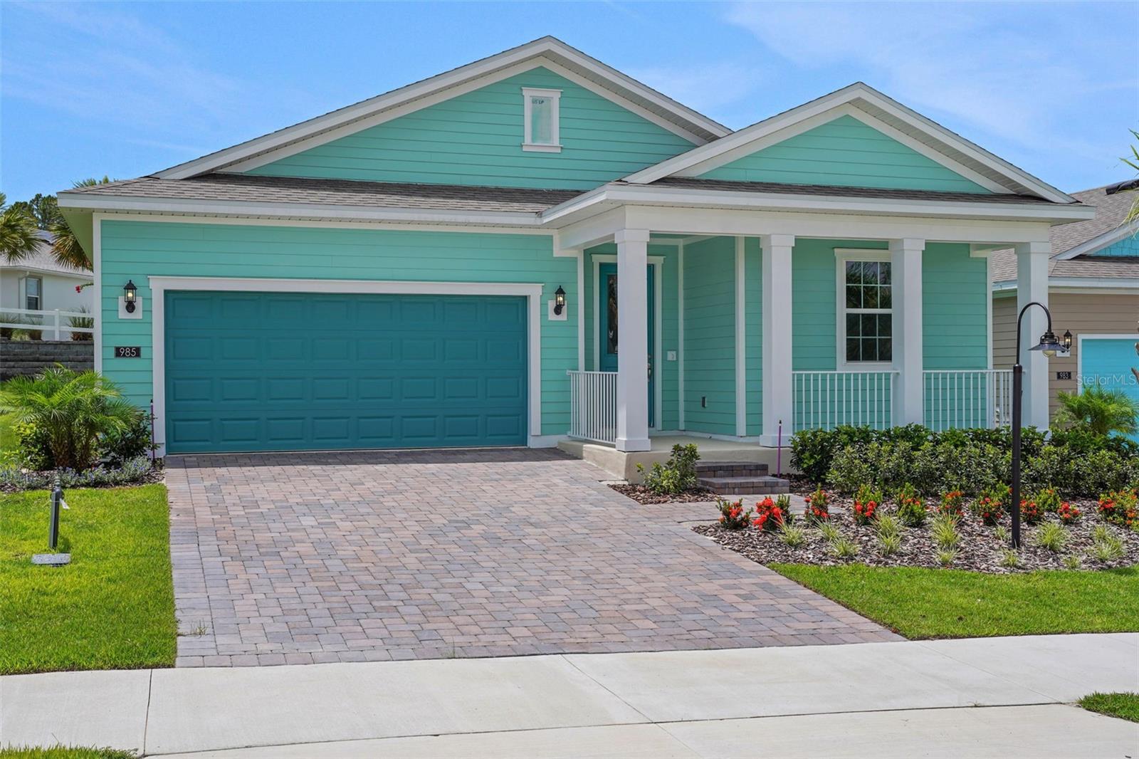 Details for 985 Fiesta Key Circle, LADY LAKE, FL 32159