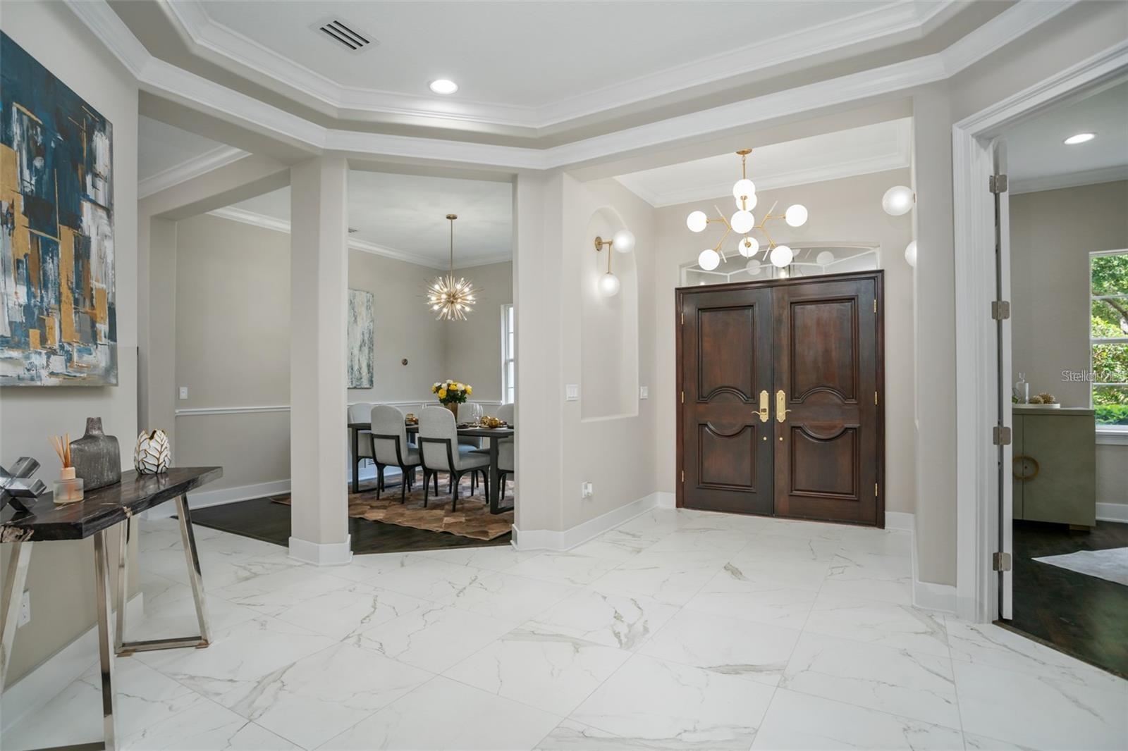 Image 5 of 64 For 8704 Crestgate Circle