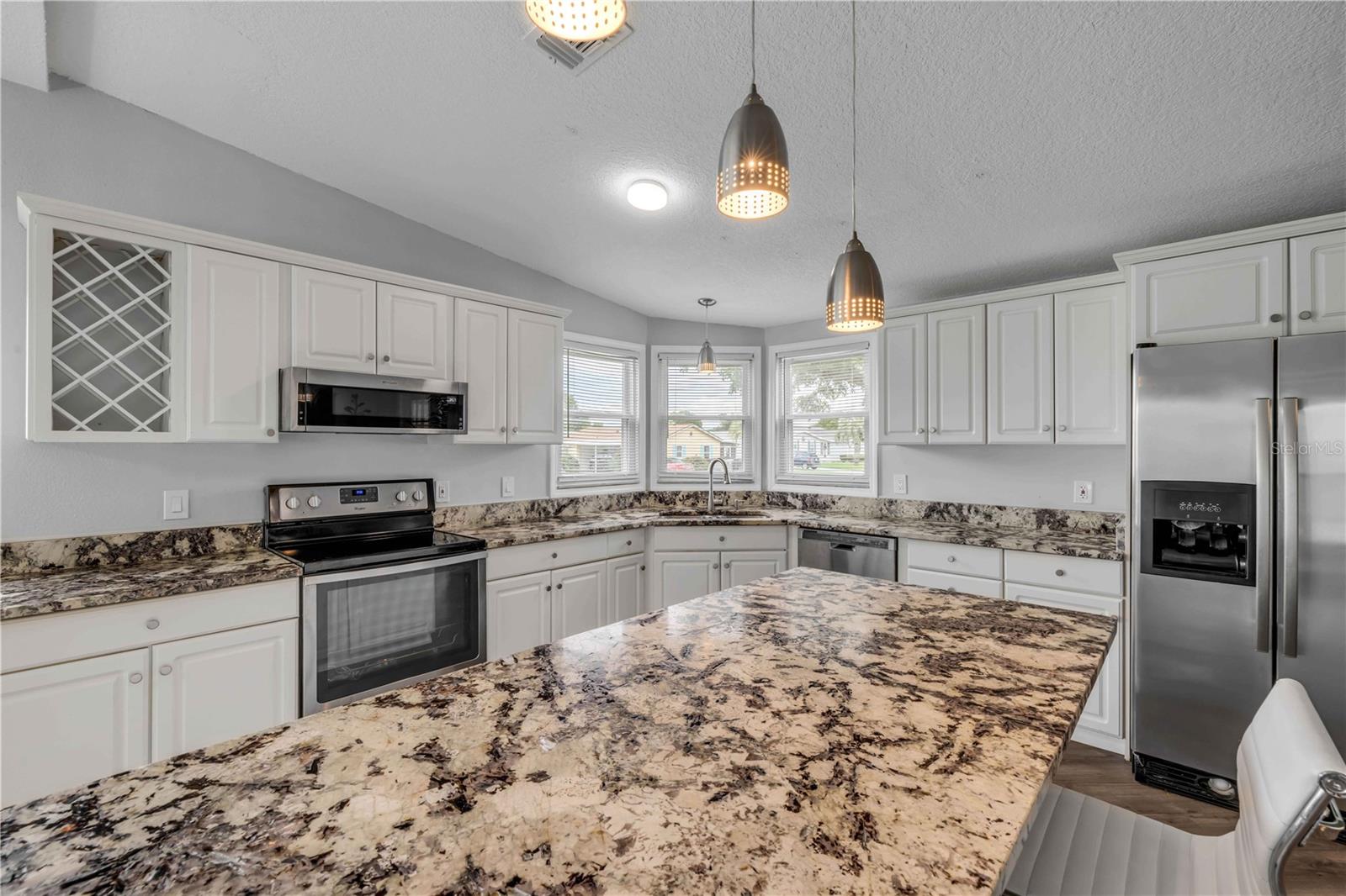 Image 20 of 47 For 1228 Maria Court