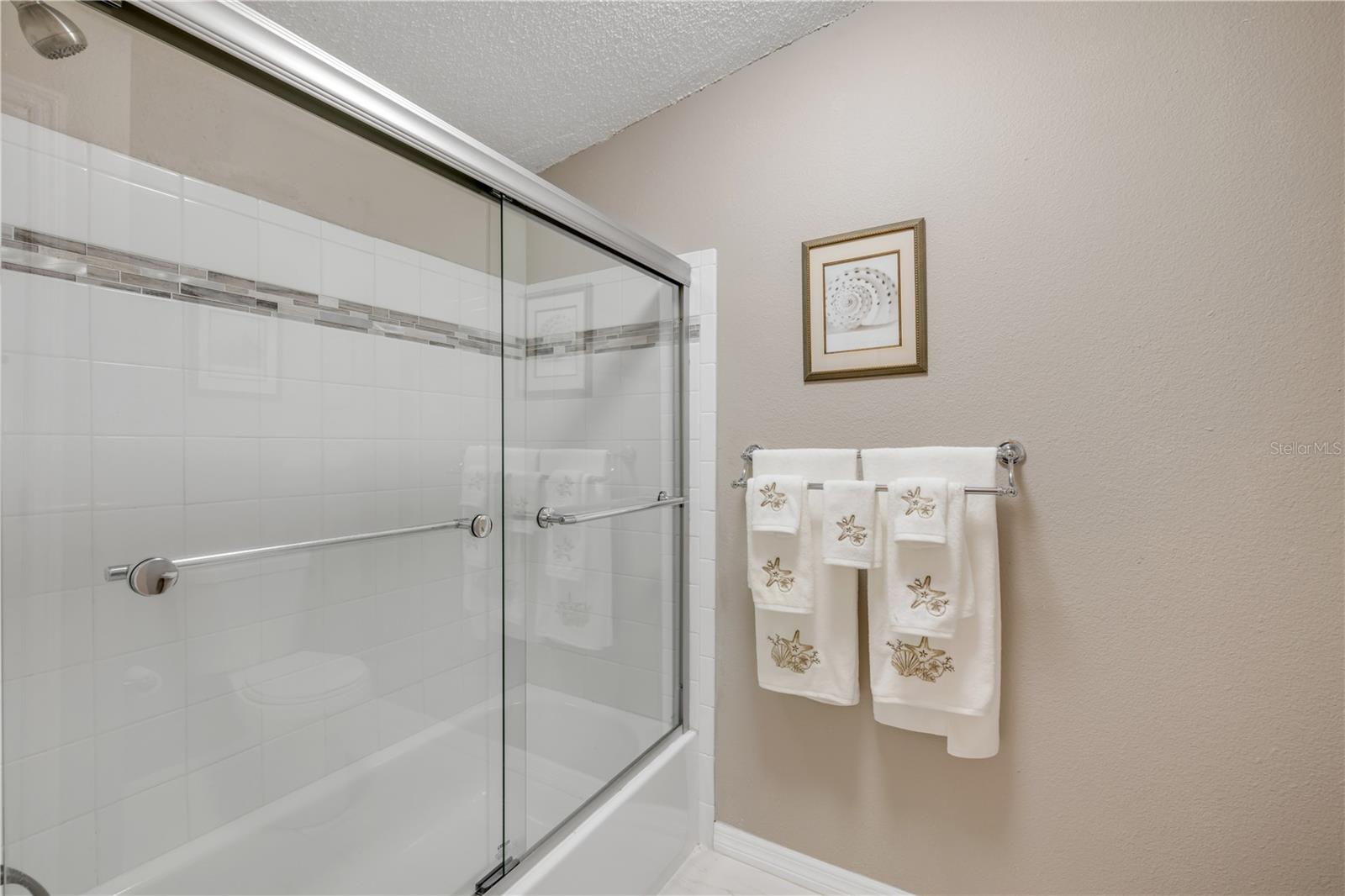 Image 32 of 47 For 1228 Maria Court
