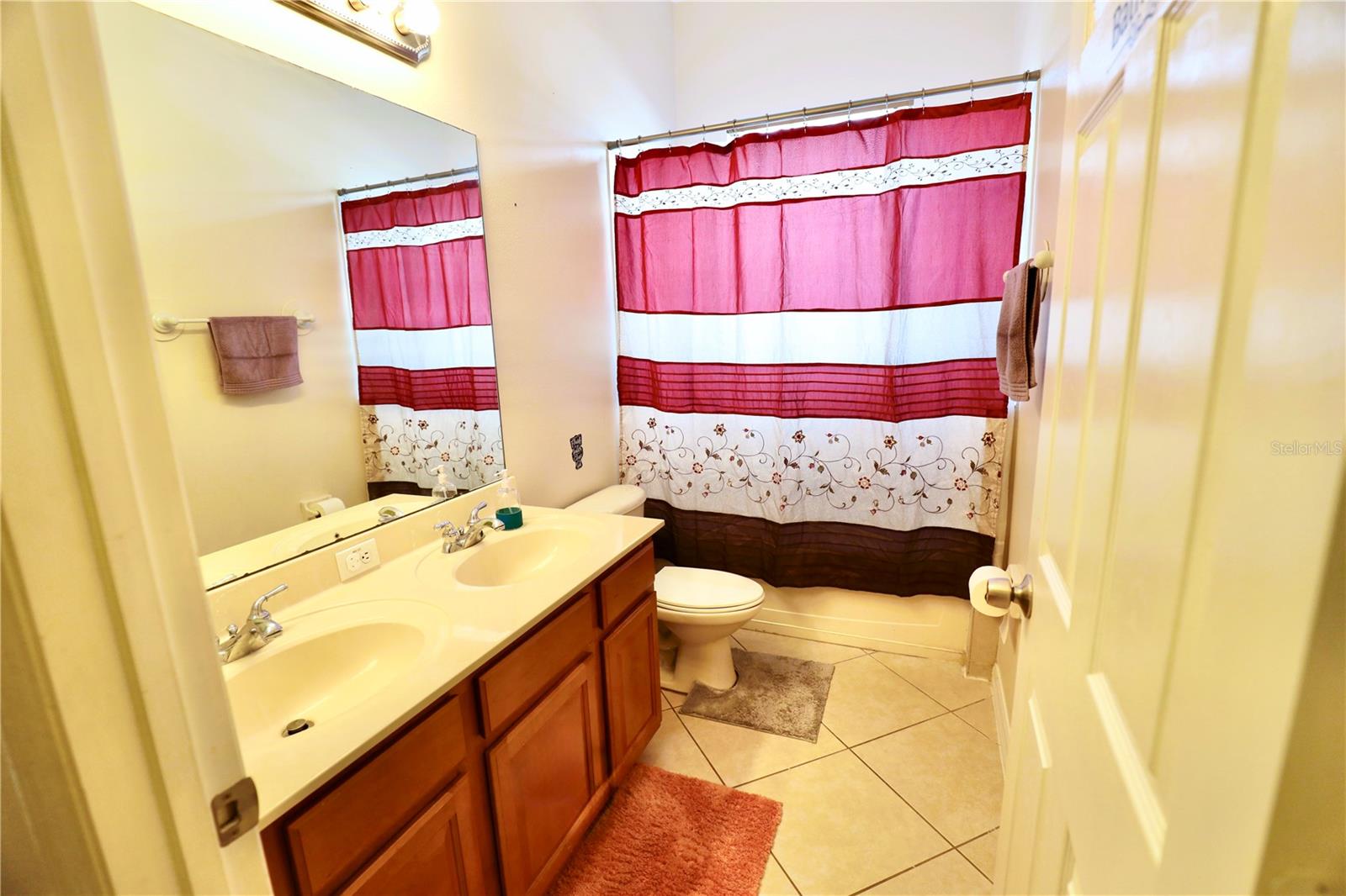 Image 16 of 60 For 7252 Windham Harbour Avenue