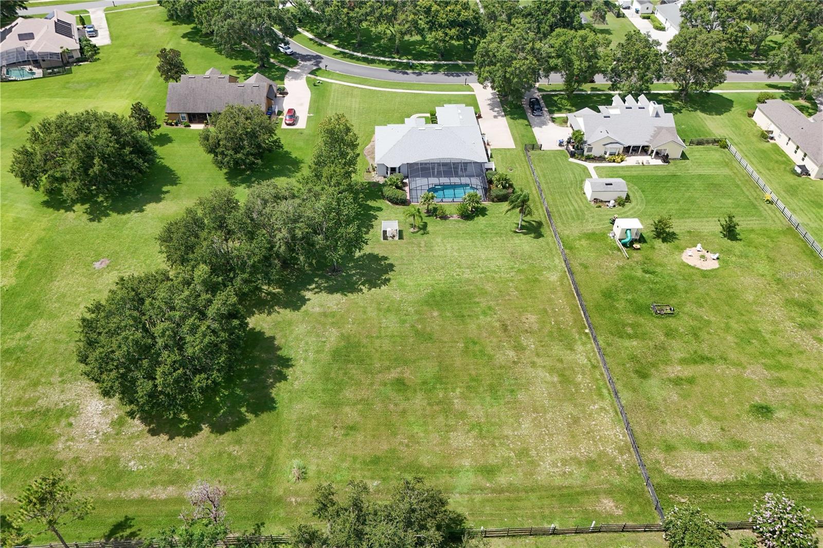 Image 49 of 66 For 7811 Laurel View Drive