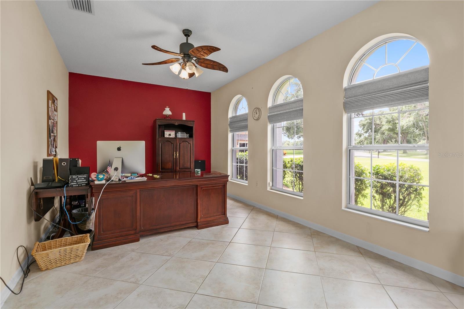 Image 9 of 66 For 7811 Laurel View Drive