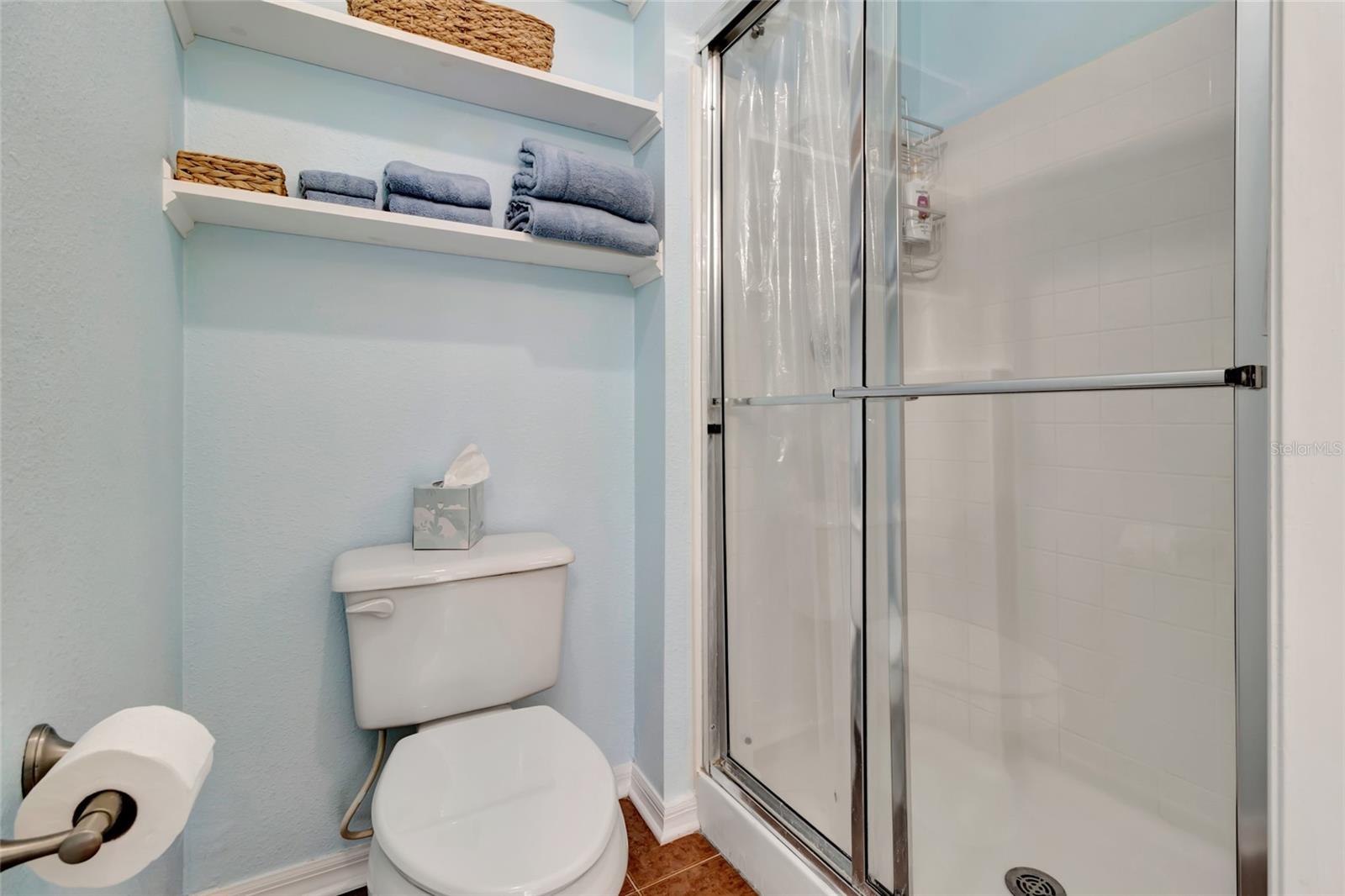 Image 19 of 31 For 2305 Foxtree Road