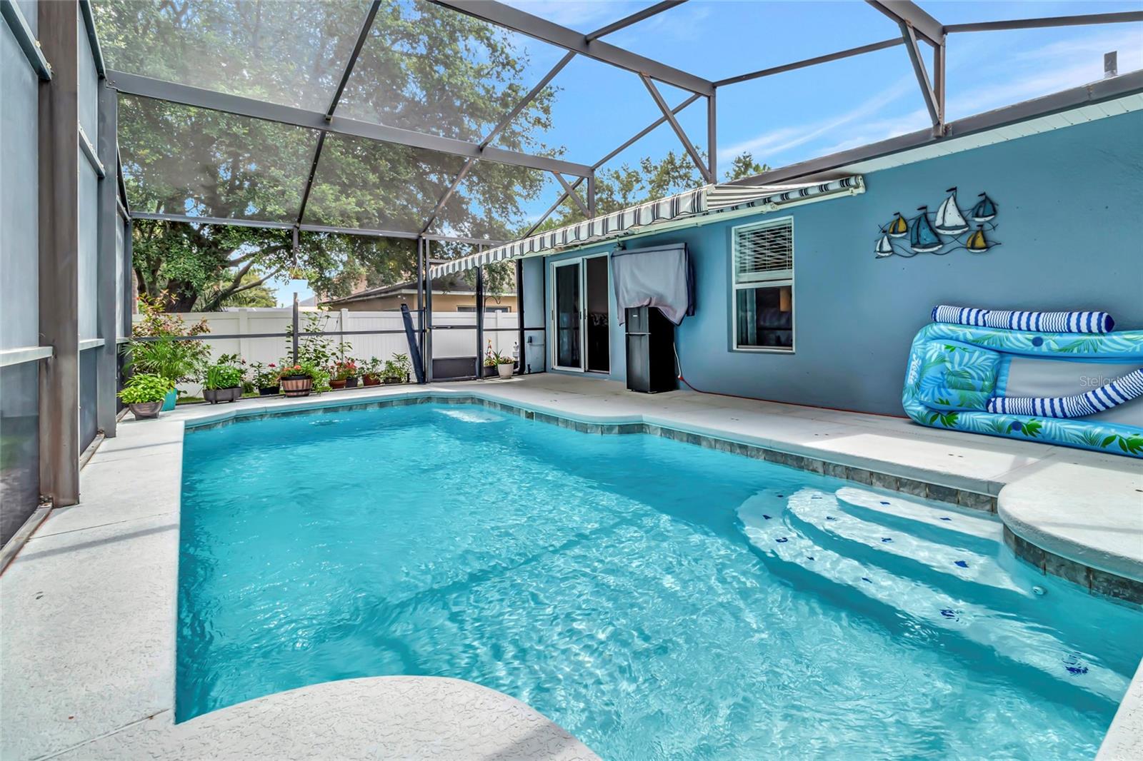 Image 3 of 31 For 2305 Foxtree Road