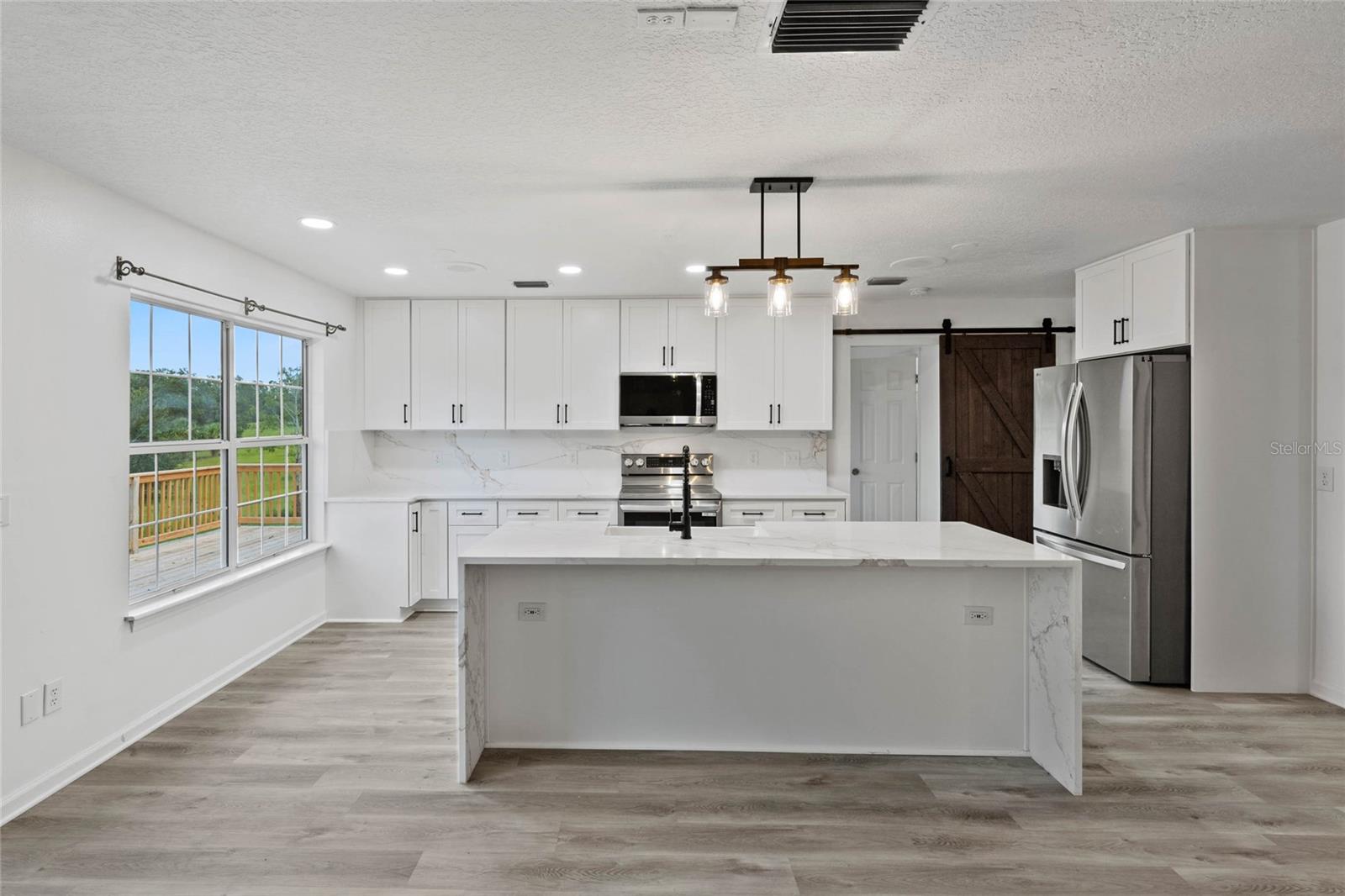 Image 15 of 53 For 41636 Outlaw Lane