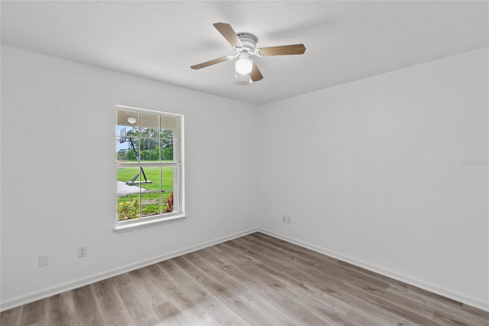 Image 26 of 53 For 41636 Outlaw Lane