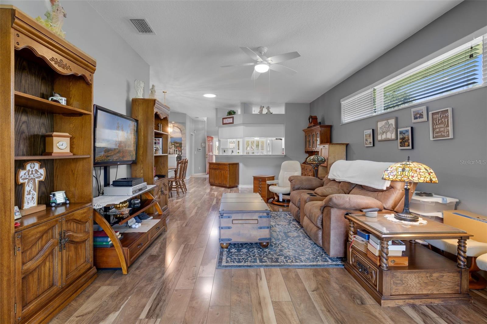 Image 9 of 63 For 6307 Berkshire Pass