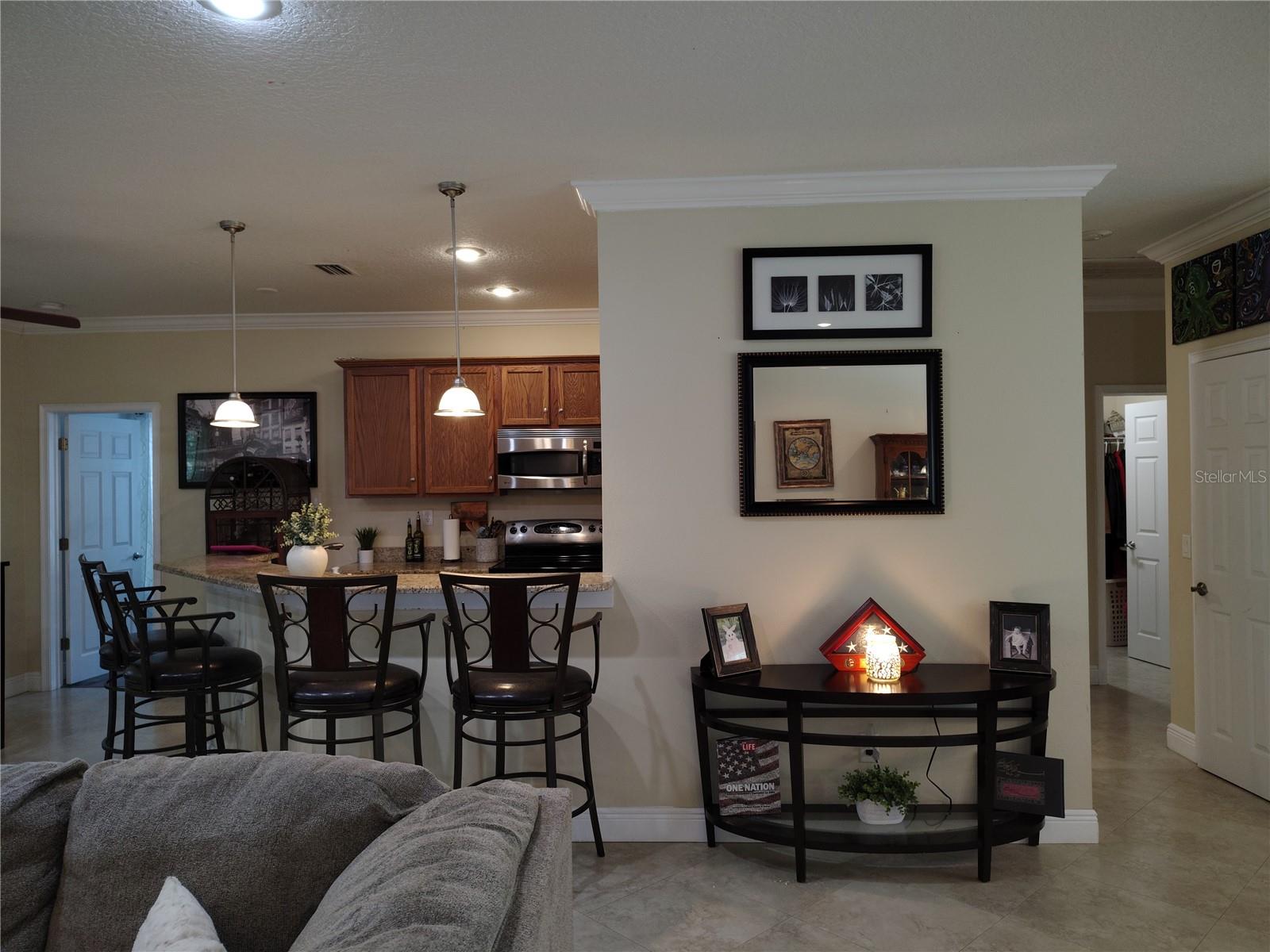 Image 16 of 40 For 876 Cr 467  