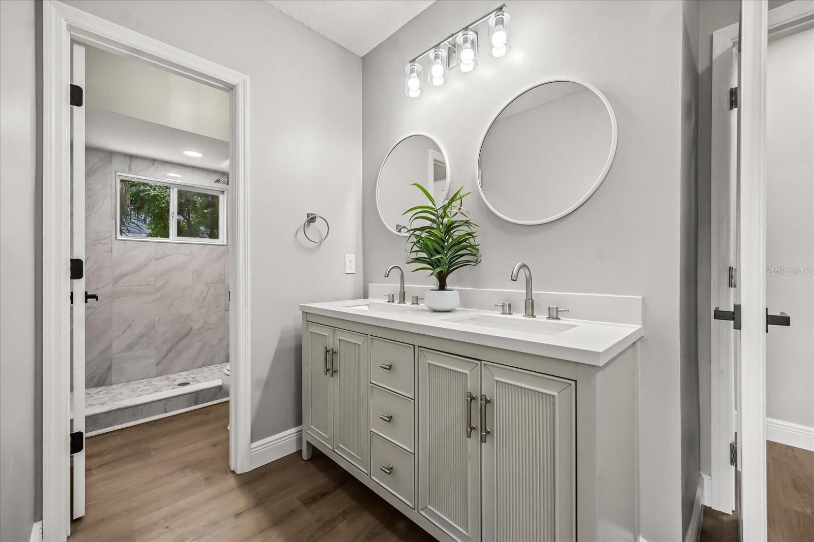 Image 17 of 31 For 8602 Larwin Lane