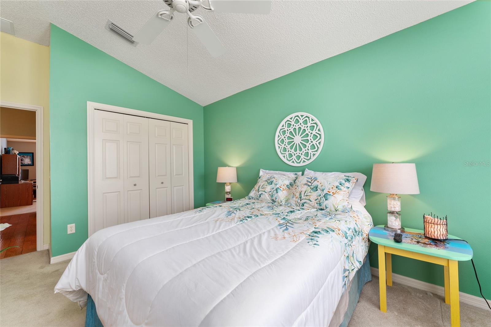 Listing photo id 17 for 1731 Mount Carmel Terrace