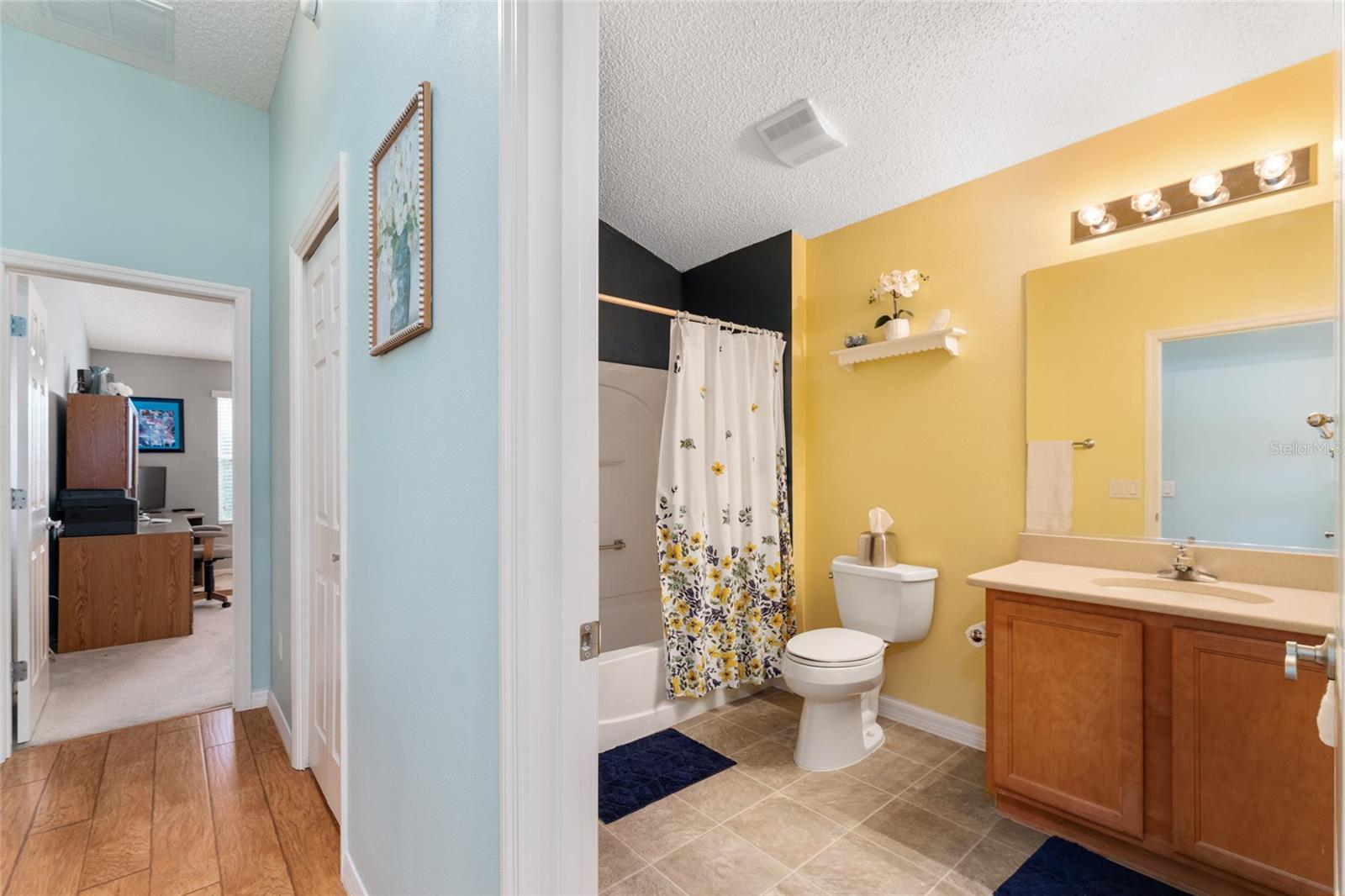 Listing photo id 19 for 1731 Mount Carmel Terrace