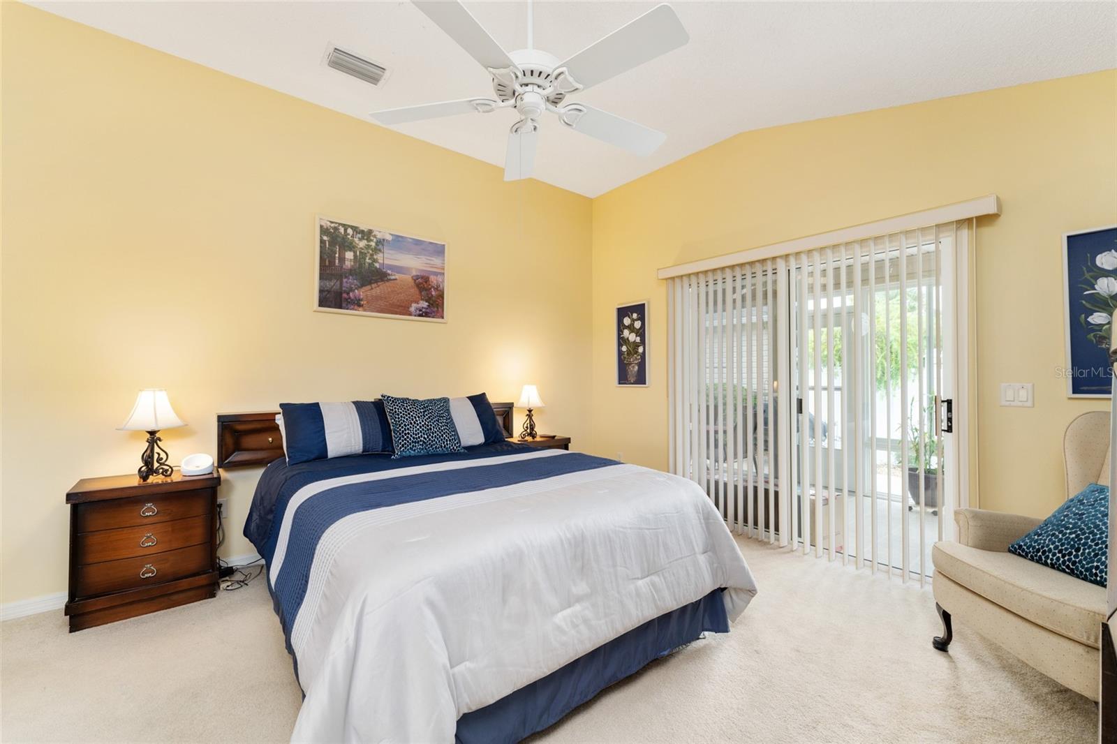 Listing photo id 29 for 1731 Mount Carmel Terrace