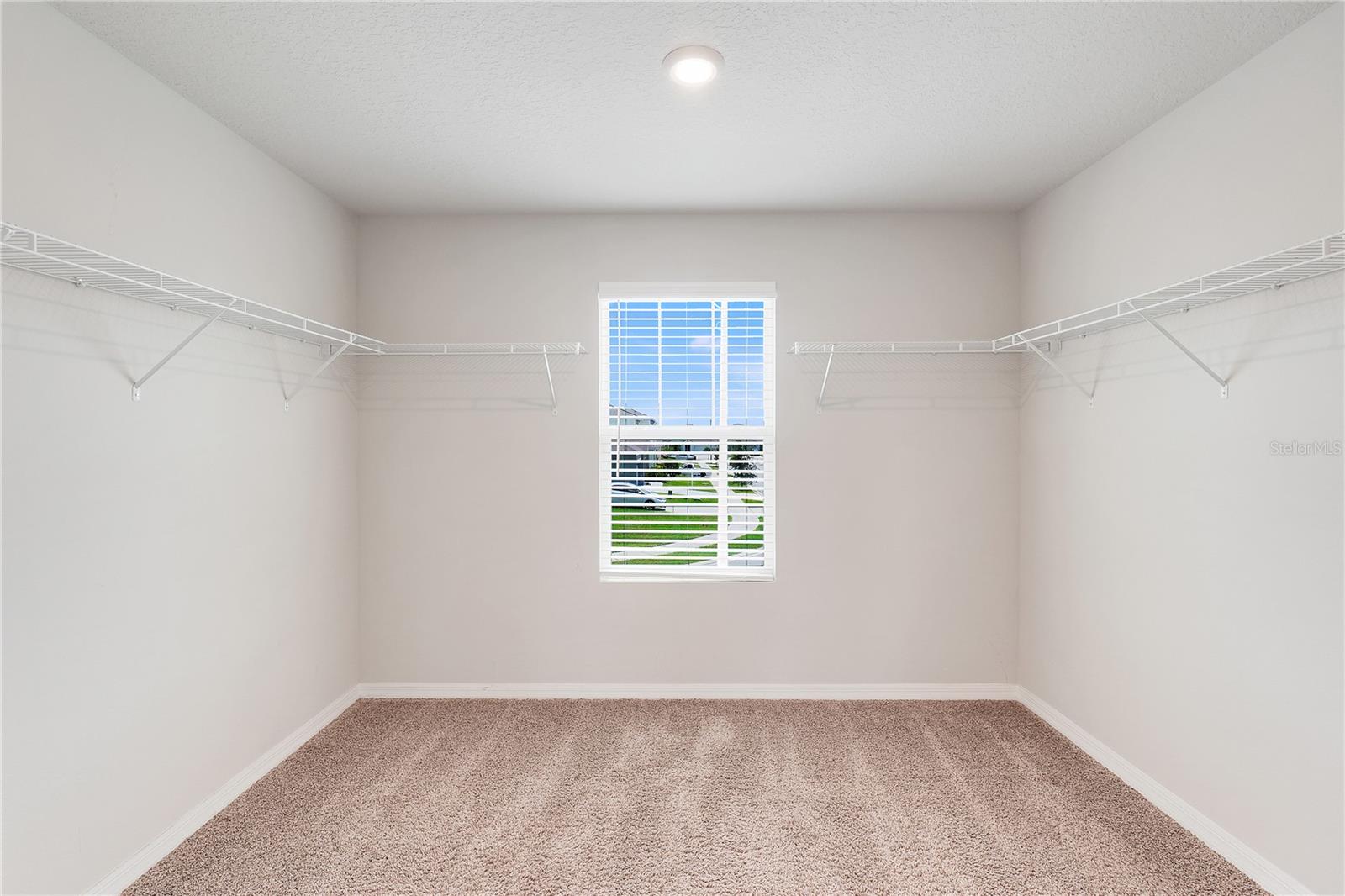 Image 19 of 39 For 341 Guadlupe Street