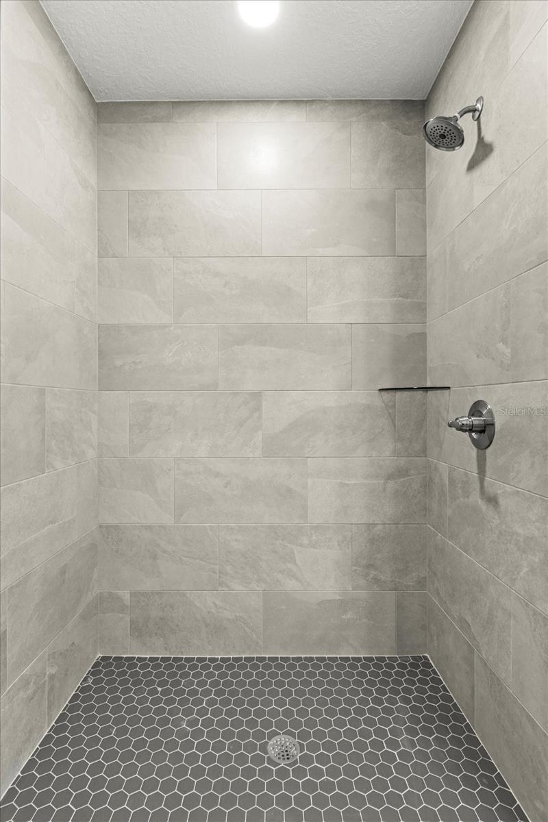 Image 12 of 29 For 671 Toledo Drive
