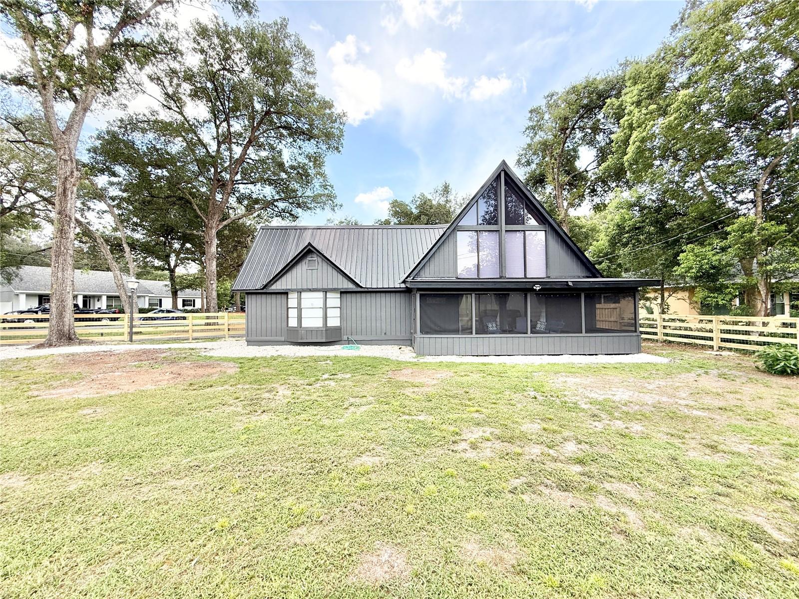 Details for 30586 Prestwick Ave, MOUNT PLYMOUTH, FL 32776