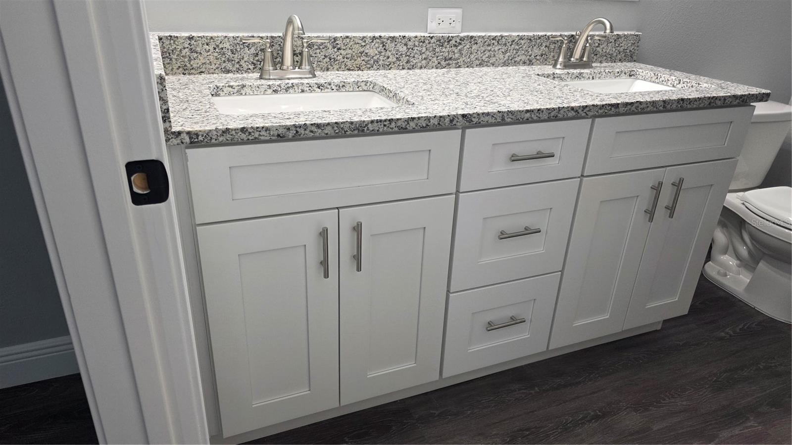 Image 14 of 39 For 9290 Galveston Terrace