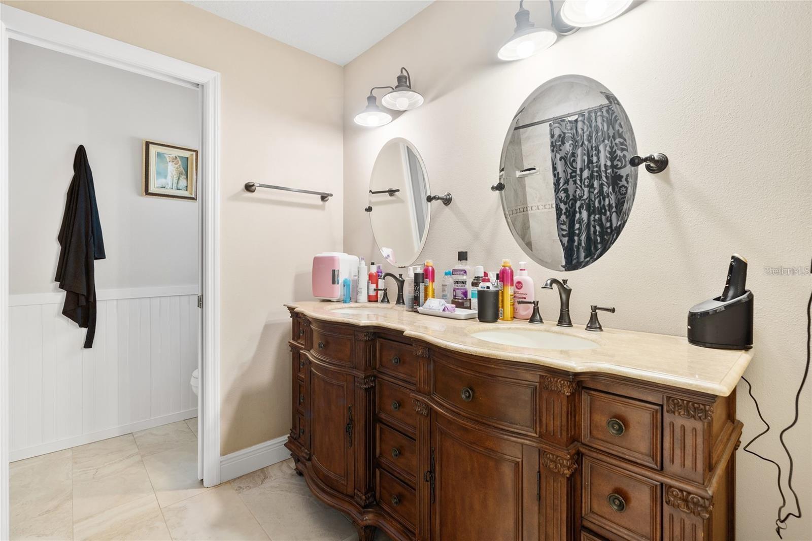 Image 13 of 25 For 10339 Patrick Drive