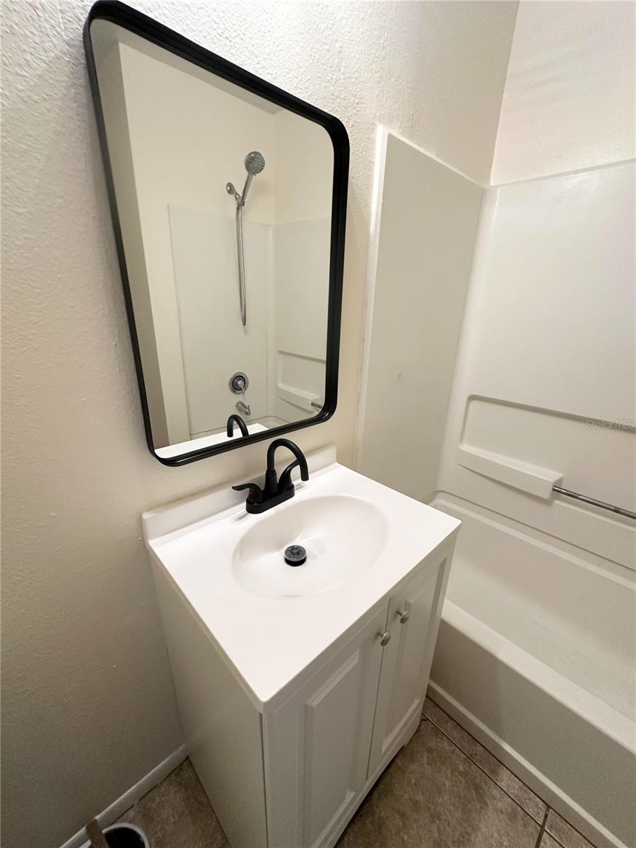 Image 12 of 12 For 2035 Dixie Belle Drive 2035m