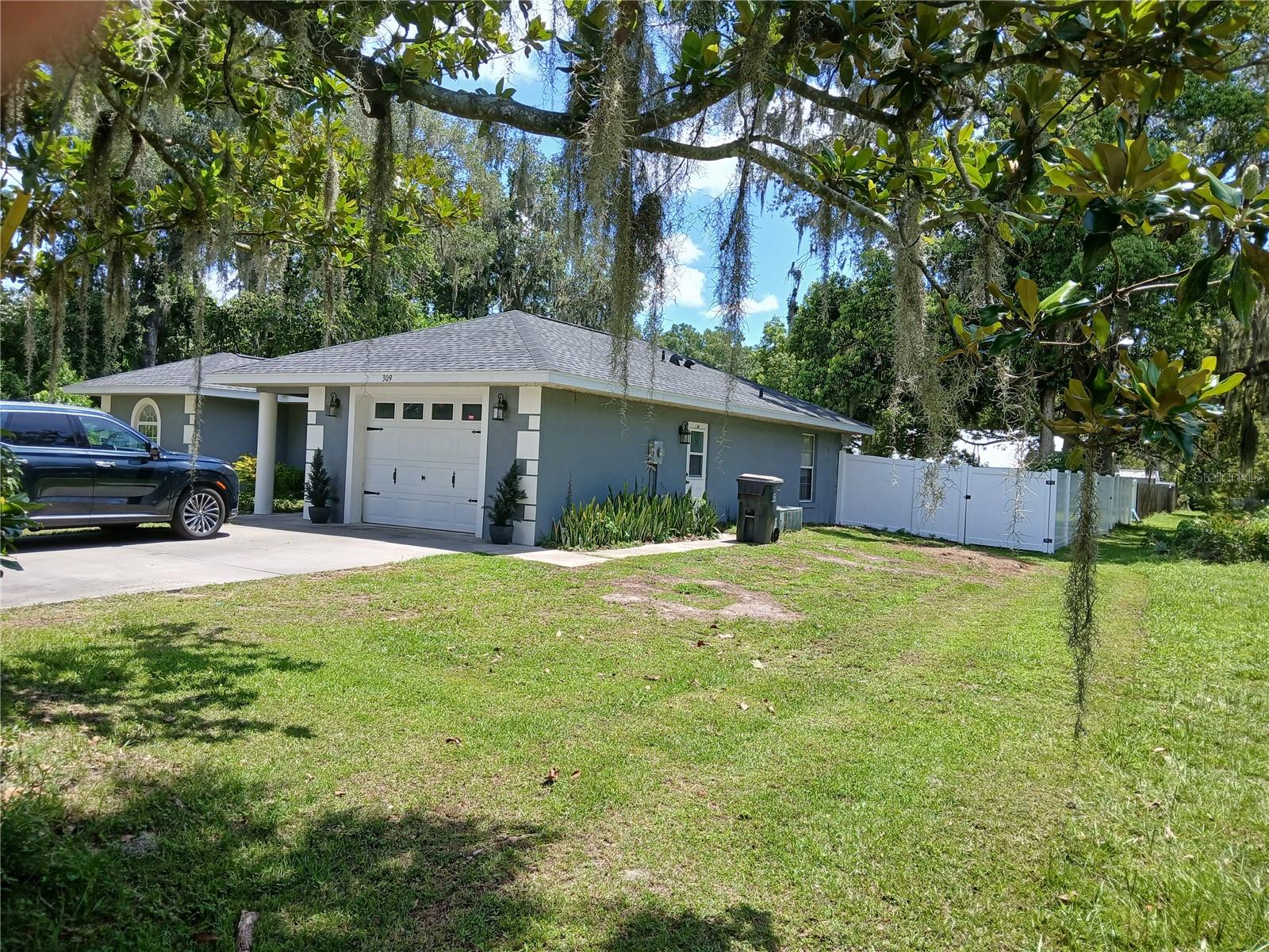 Image 2 of 11 For 309 Westwood Street