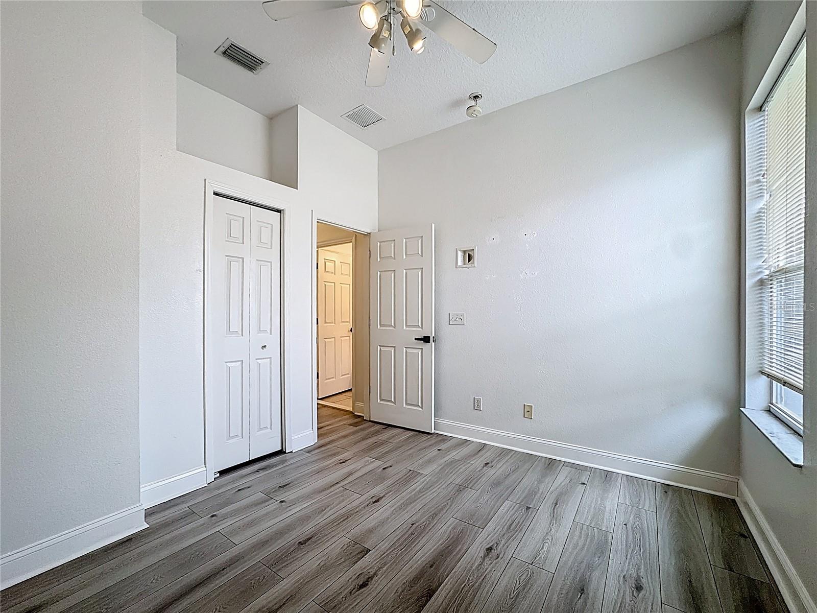 Image 21 of 100 For 2421 Cimmaron Ash Way