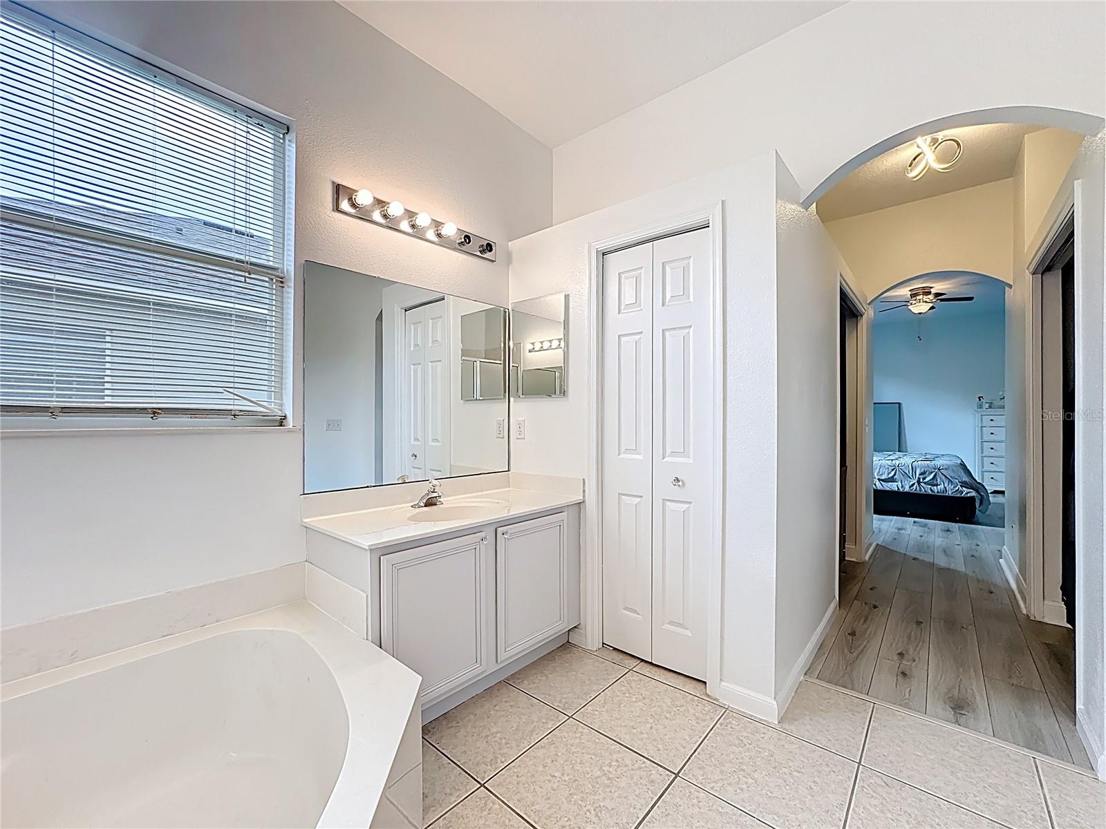 Image 51 of 100 For 2421 Cimmaron Ash Way
