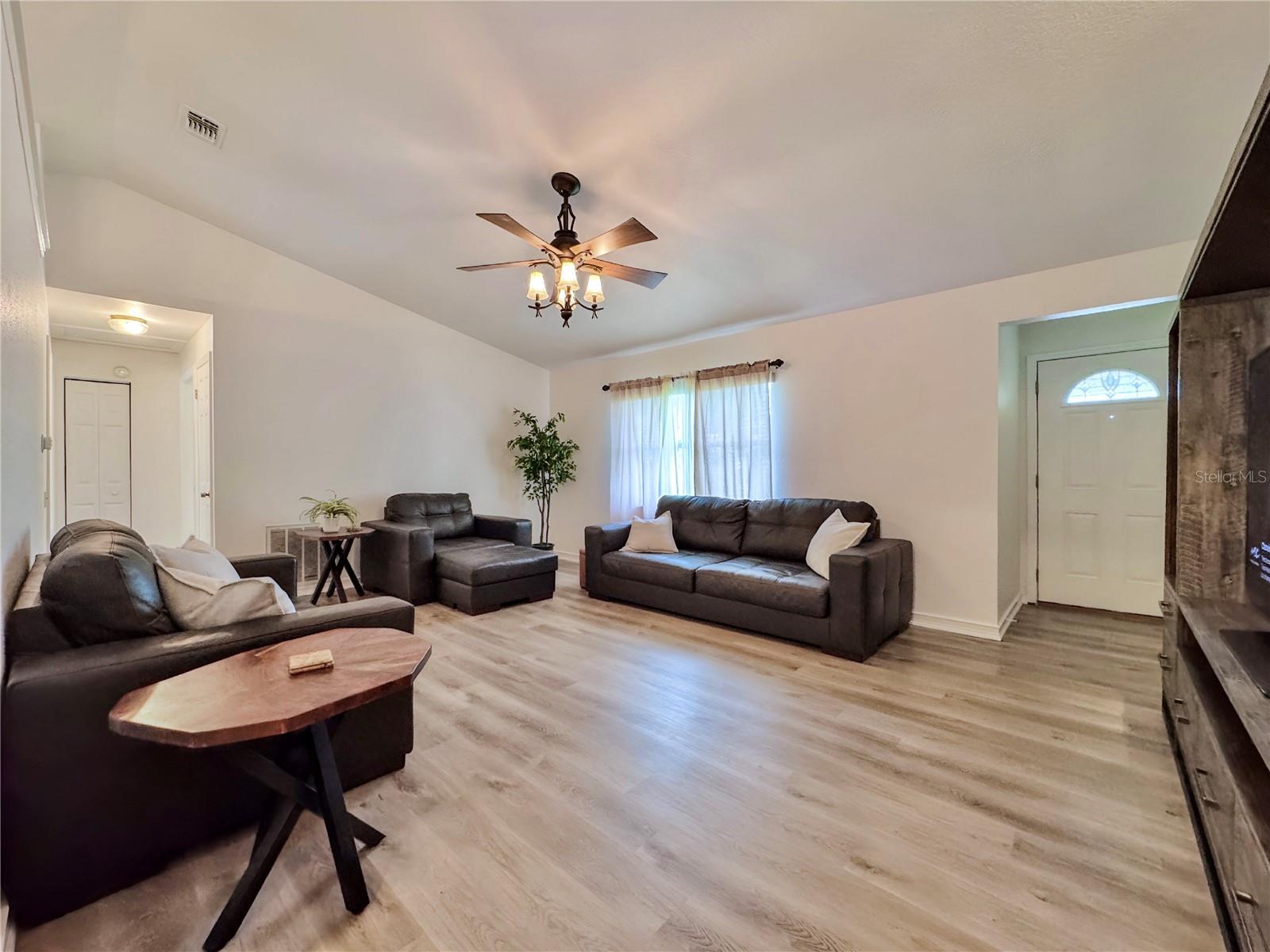 Image 12 of 61 For 4170 57th Lane
