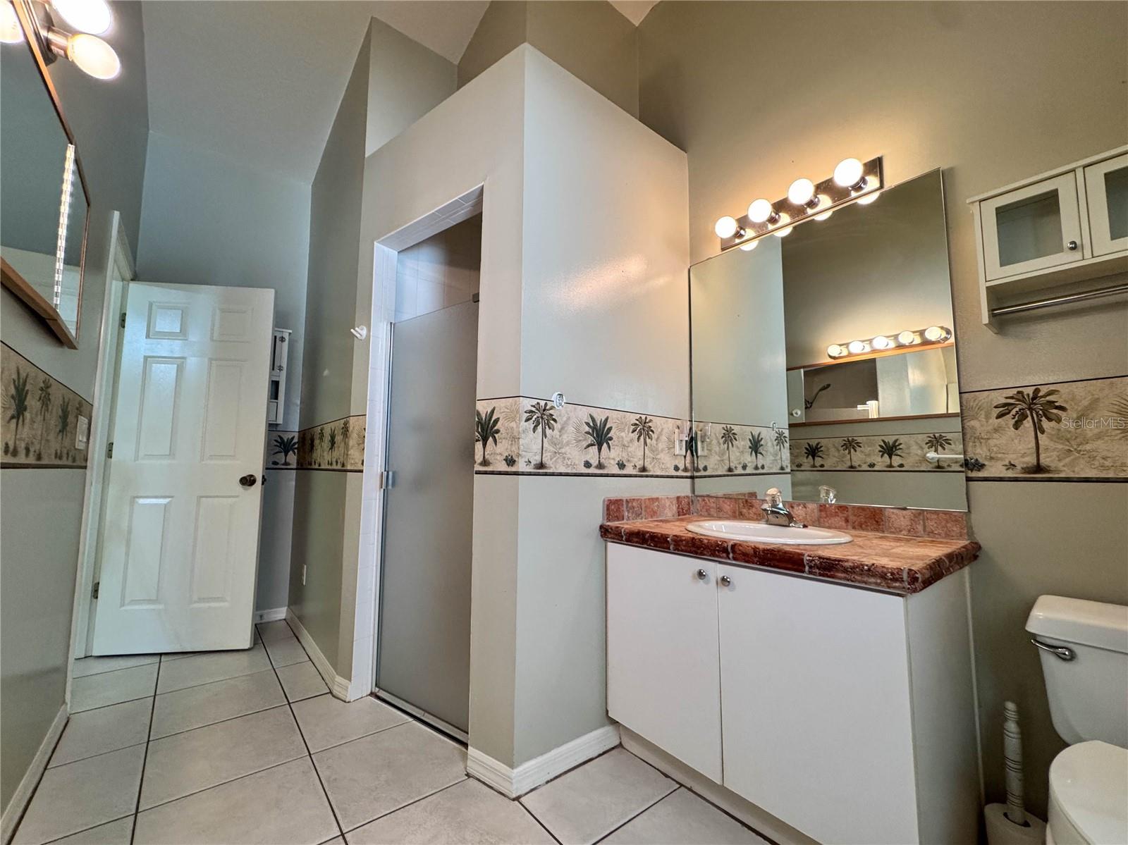 Image 31 of 51 For 14933 Thoroughbred Ln
