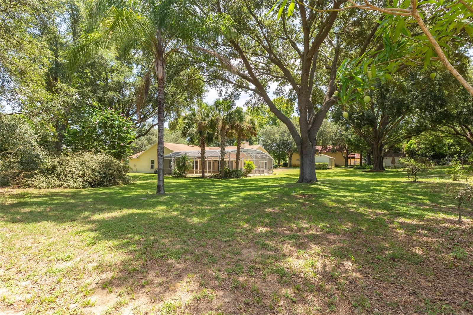 Image 45 of 51 For 14933 Thoroughbred Ln