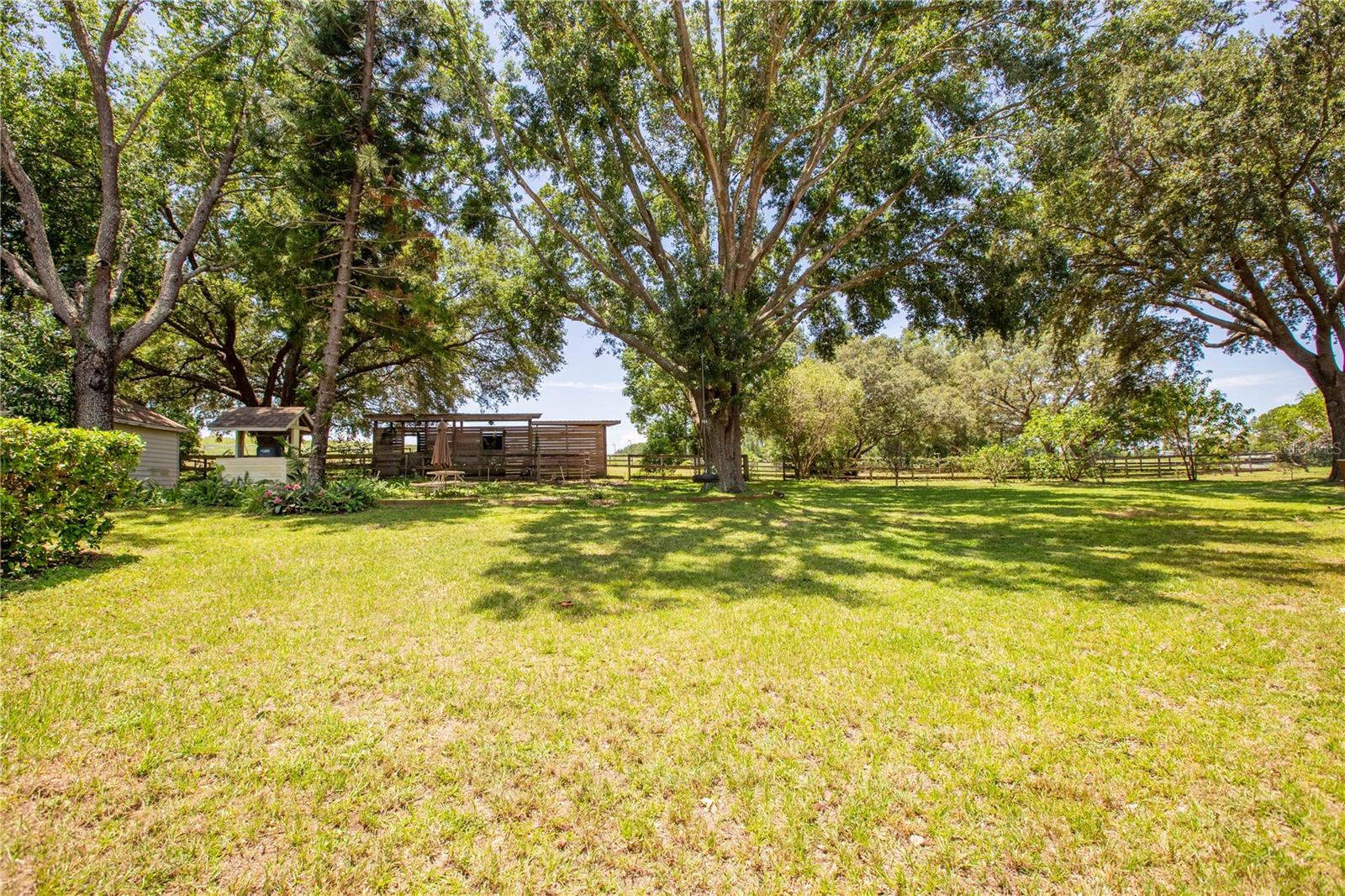 Image 47 of 51 For 14933 Thoroughbred Ln