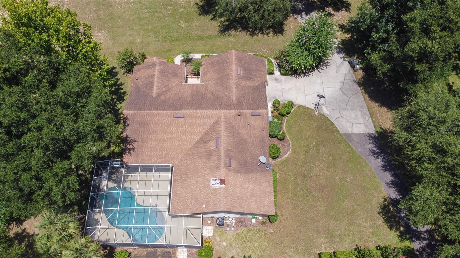 Image 5 of 51 For 14933 Thoroughbred Ln