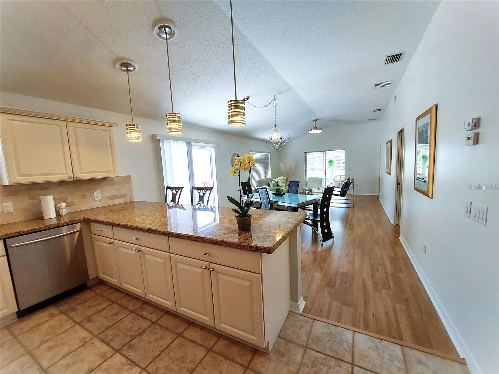 Image 4 of 26 For 8830 167th Mayfield Place