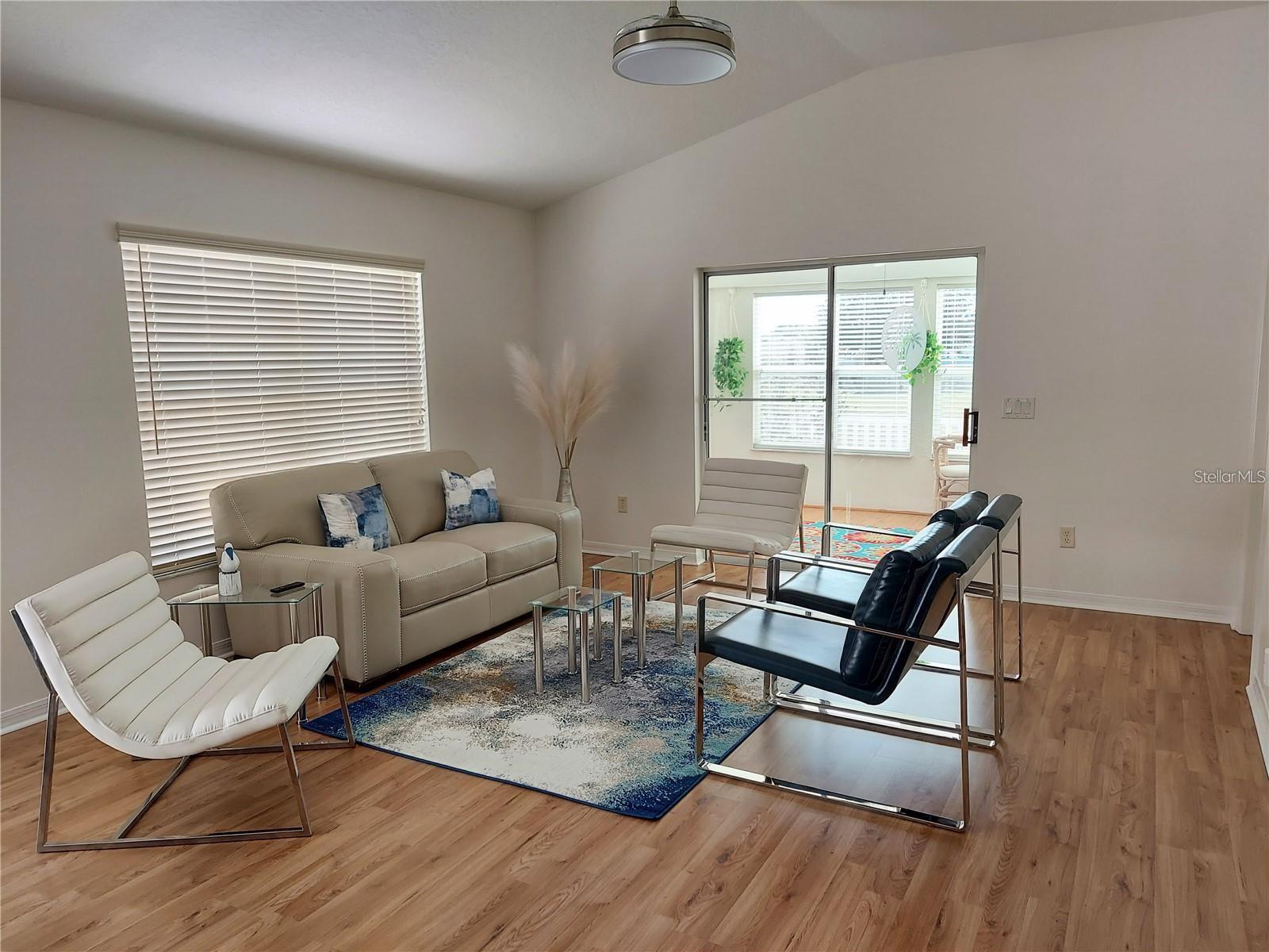 Image 7 of 26 For 8830 167th Mayfield Place