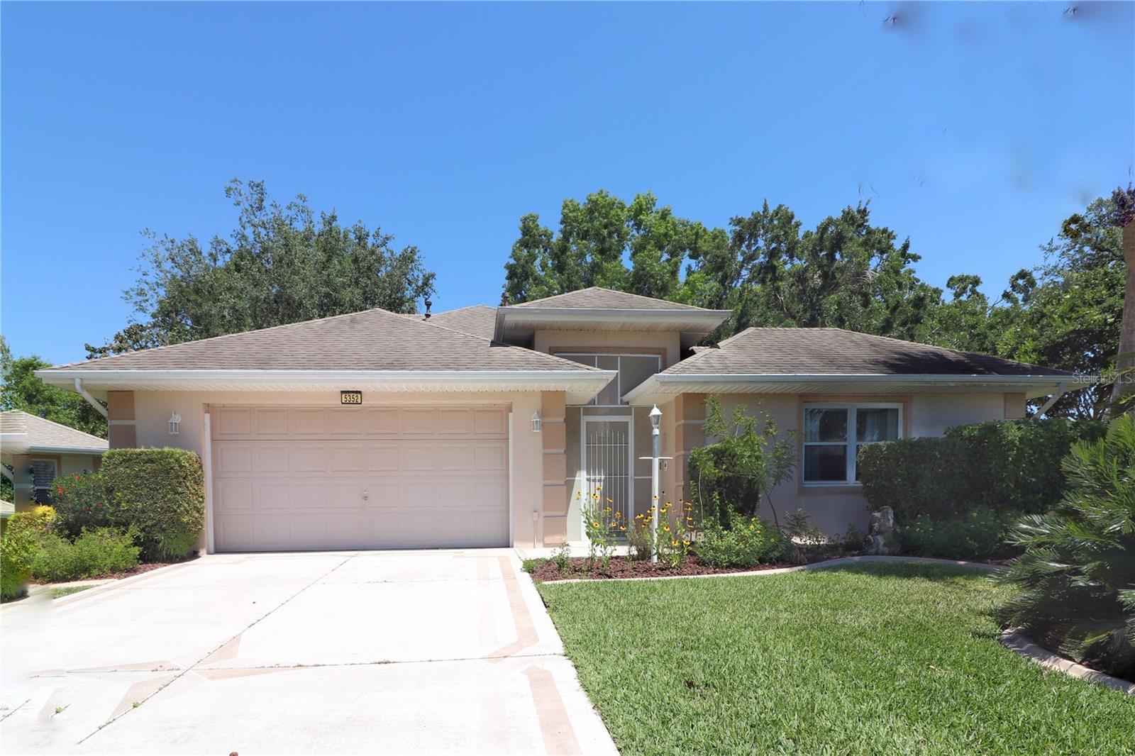 Details for 5352 Royal Stuart Court, LEESBURG, FL 34748