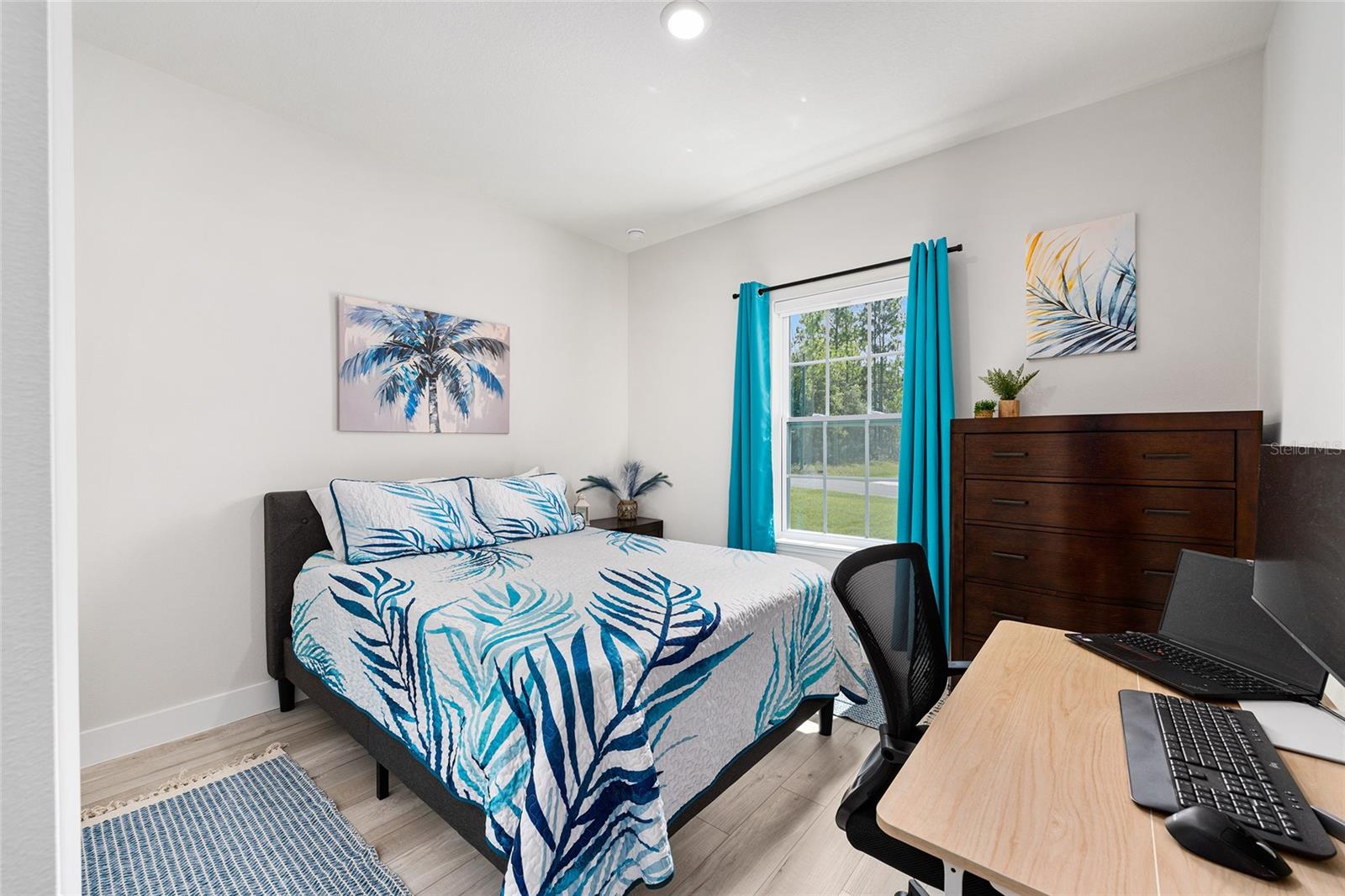 Image 27 of 49 For 9136 Paradisea Drive