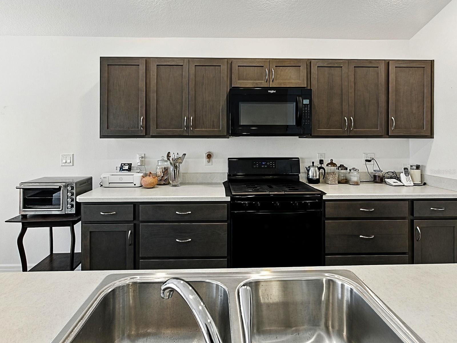 Image 12 of 37 For 2061 Biller Circle