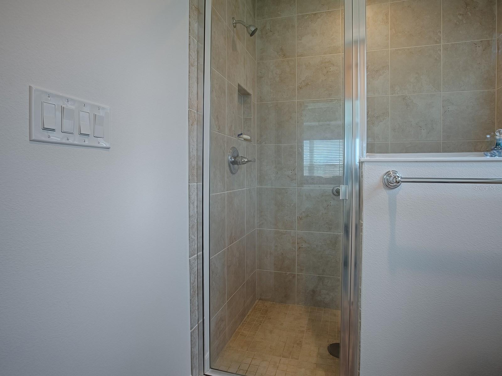 Image 24 of 37 For 2061 Biller Circle