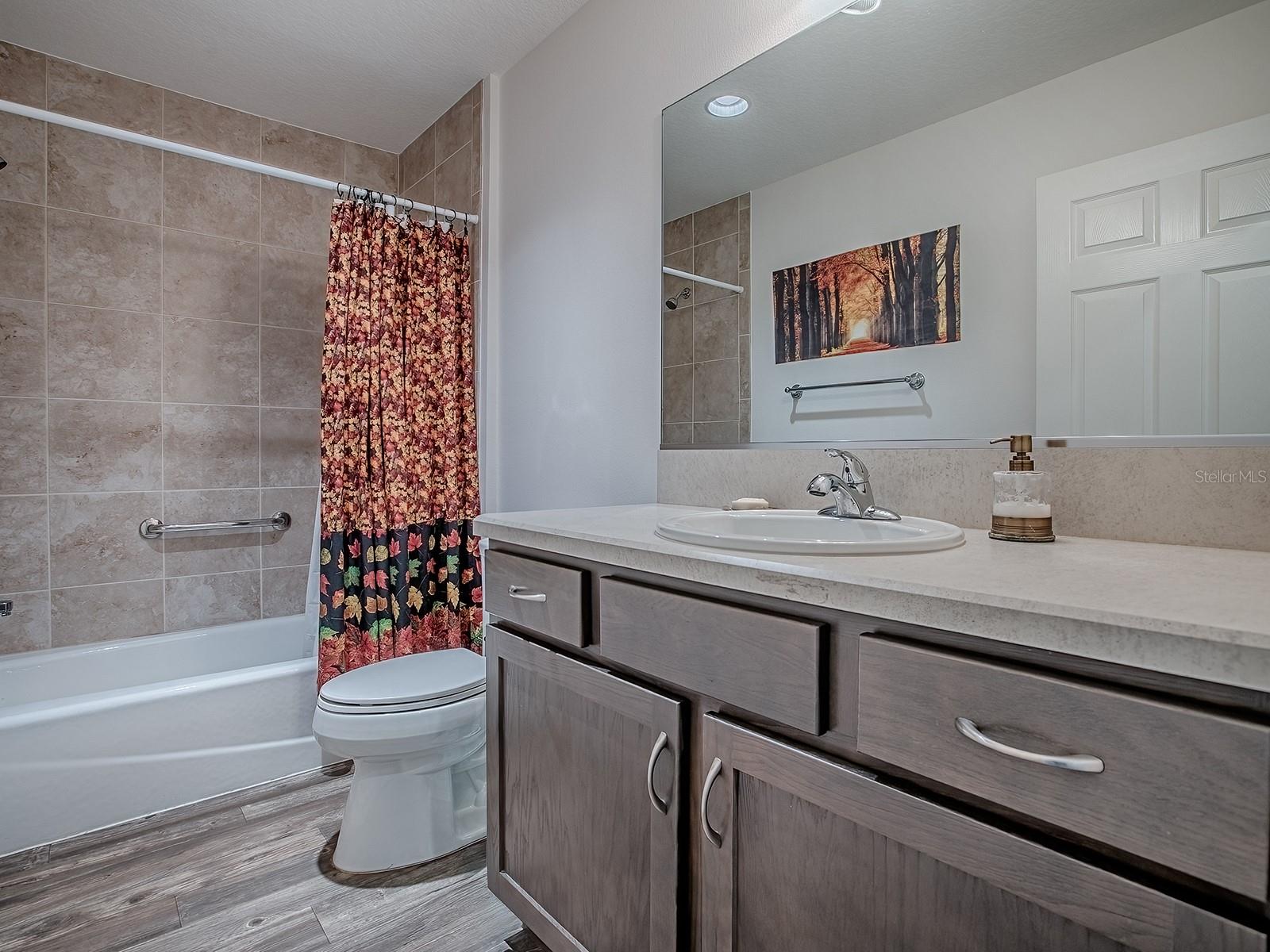 Image 27 of 37 For 2061 Biller Circle