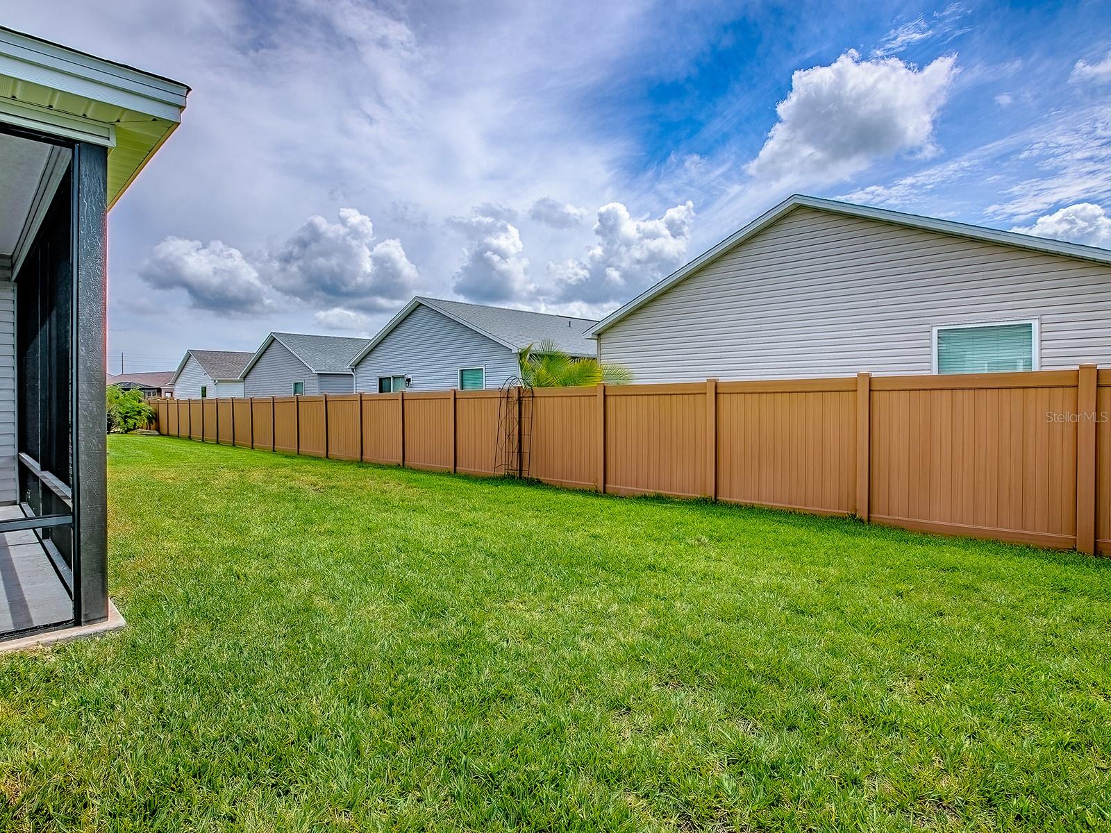 Image 33 of 37 For 2061 Biller Circle
