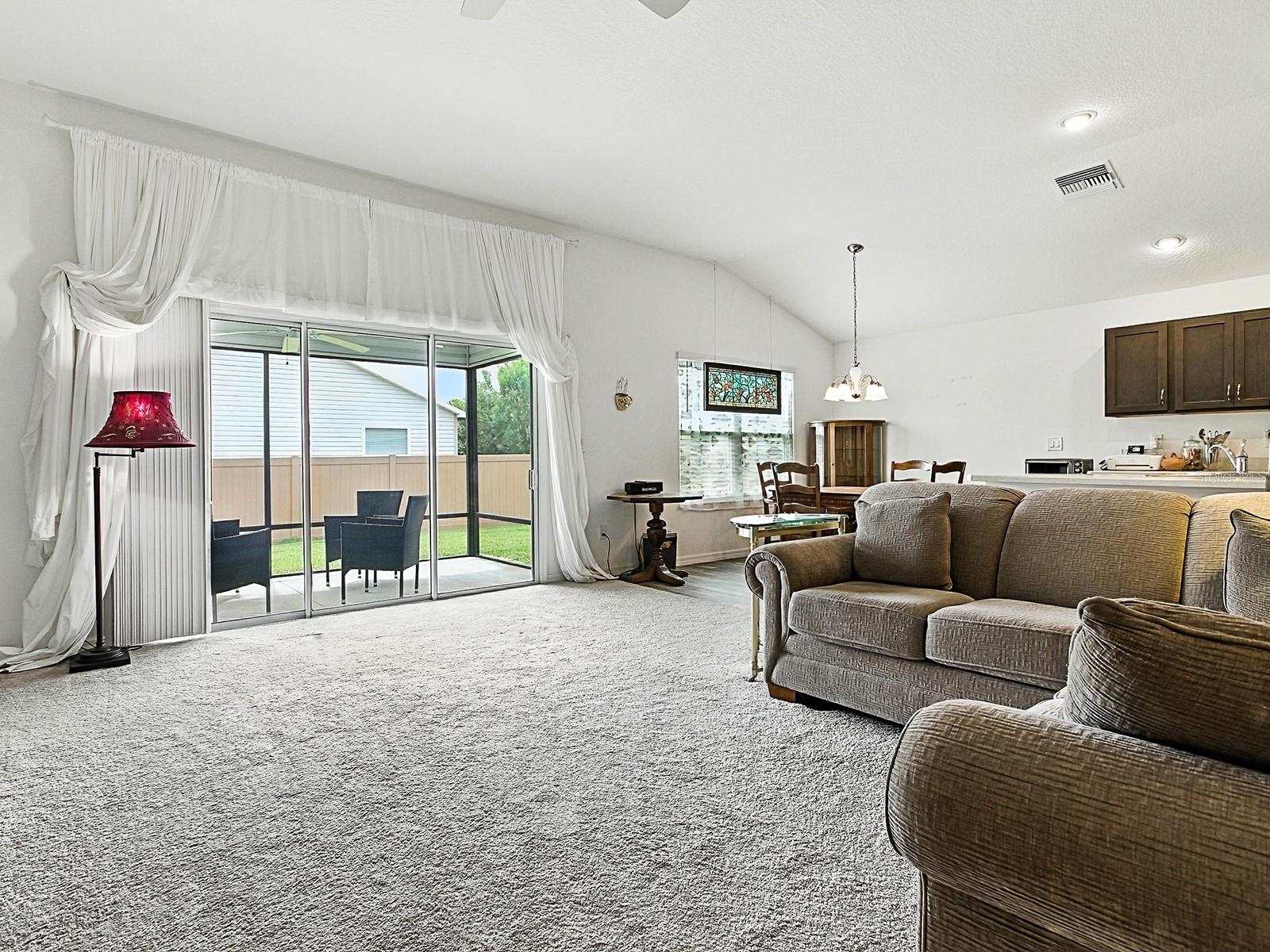 Image 7 of 37 For 2061 Biller Circle