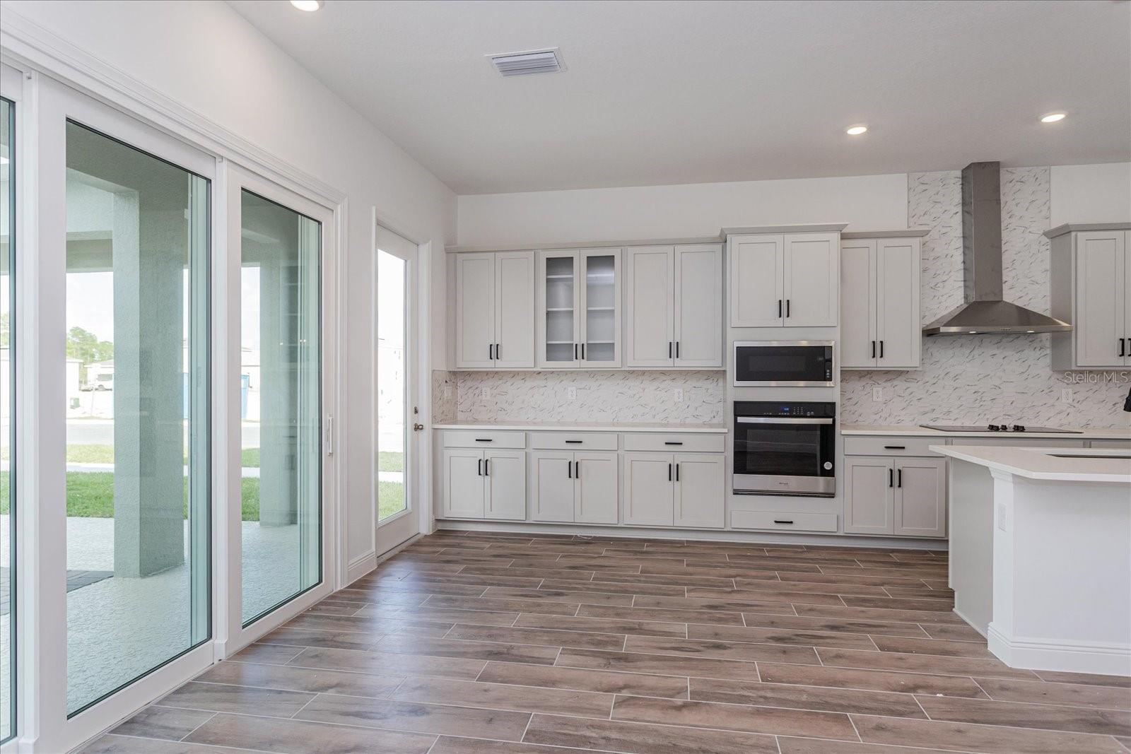 Image 10 of 12 For 13175 Calming Breeze Way